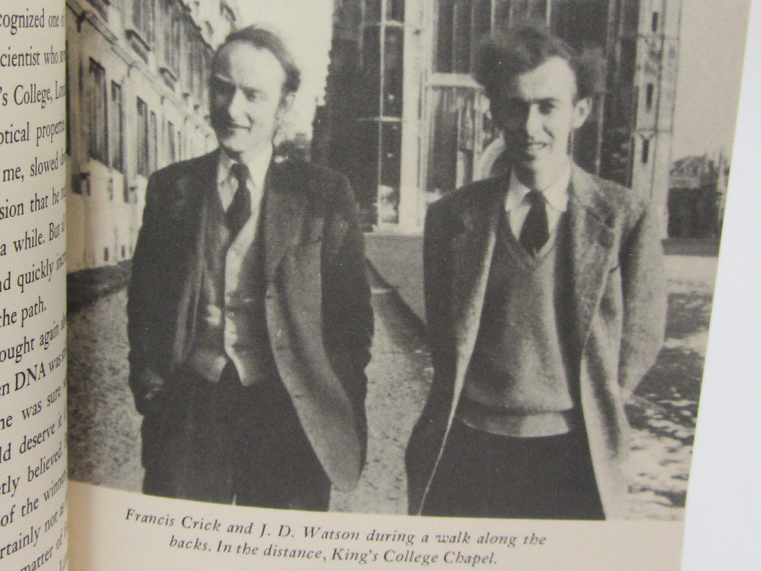 The Double Helix. Signed by the Author (1968) - Image 6