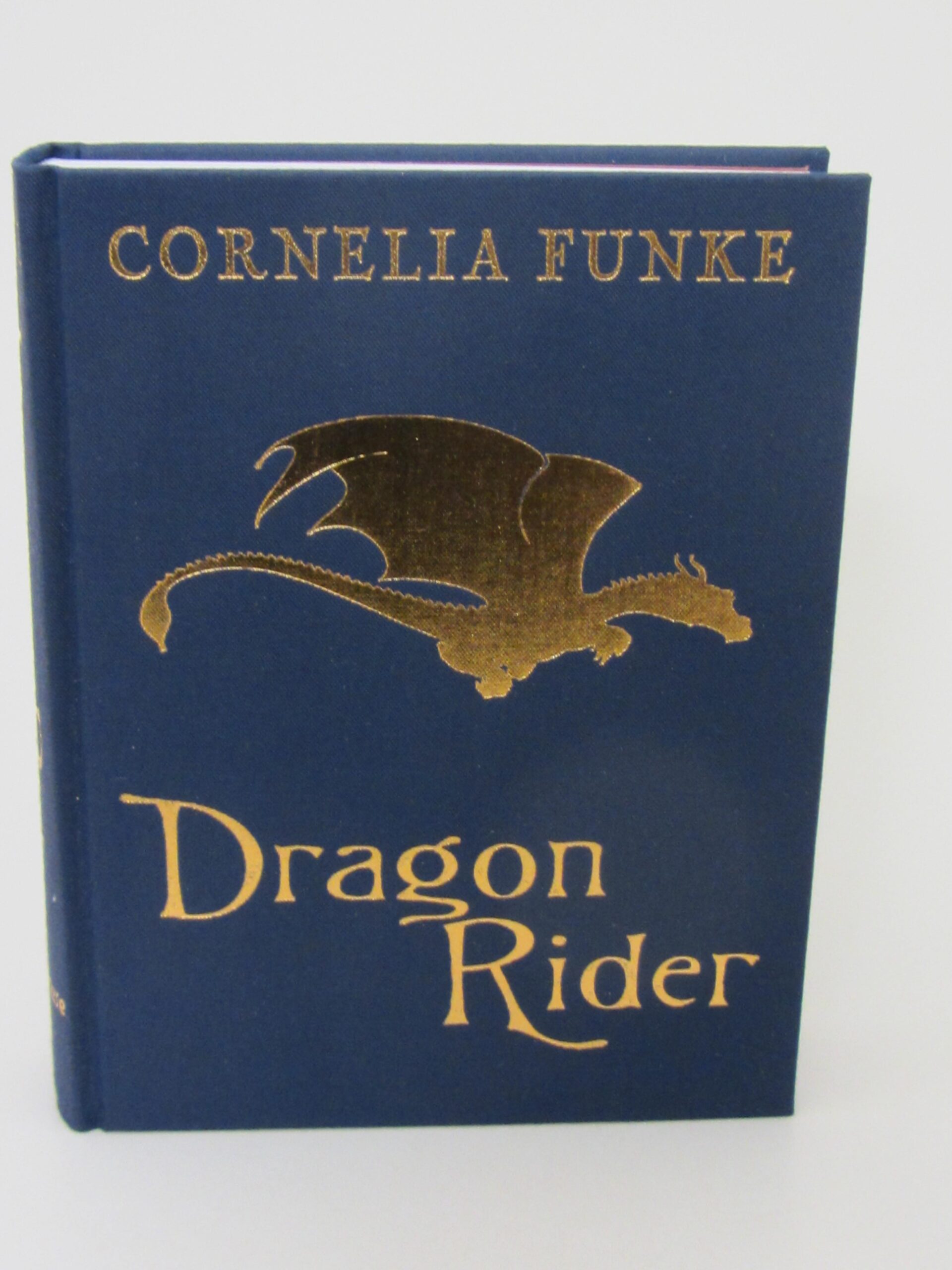 Dragon Rider. Translated by Anthea Bell (2004) - Image 3