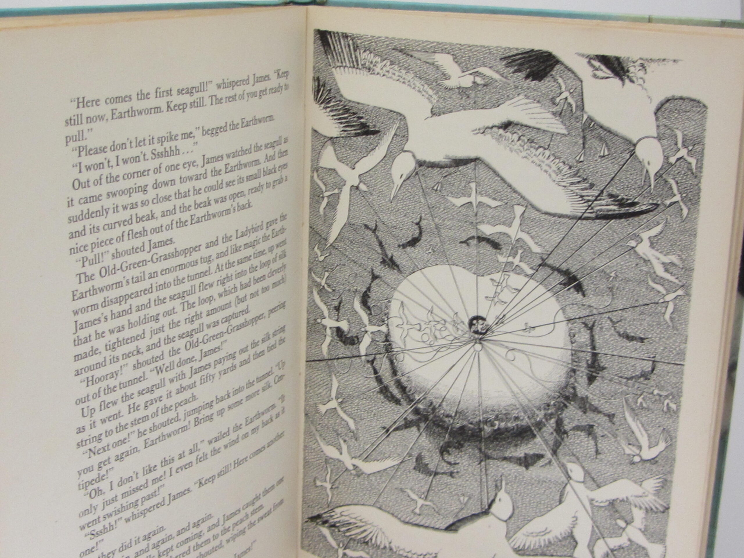James And The Giant Peach. First UK Edition (1967) - Image 3