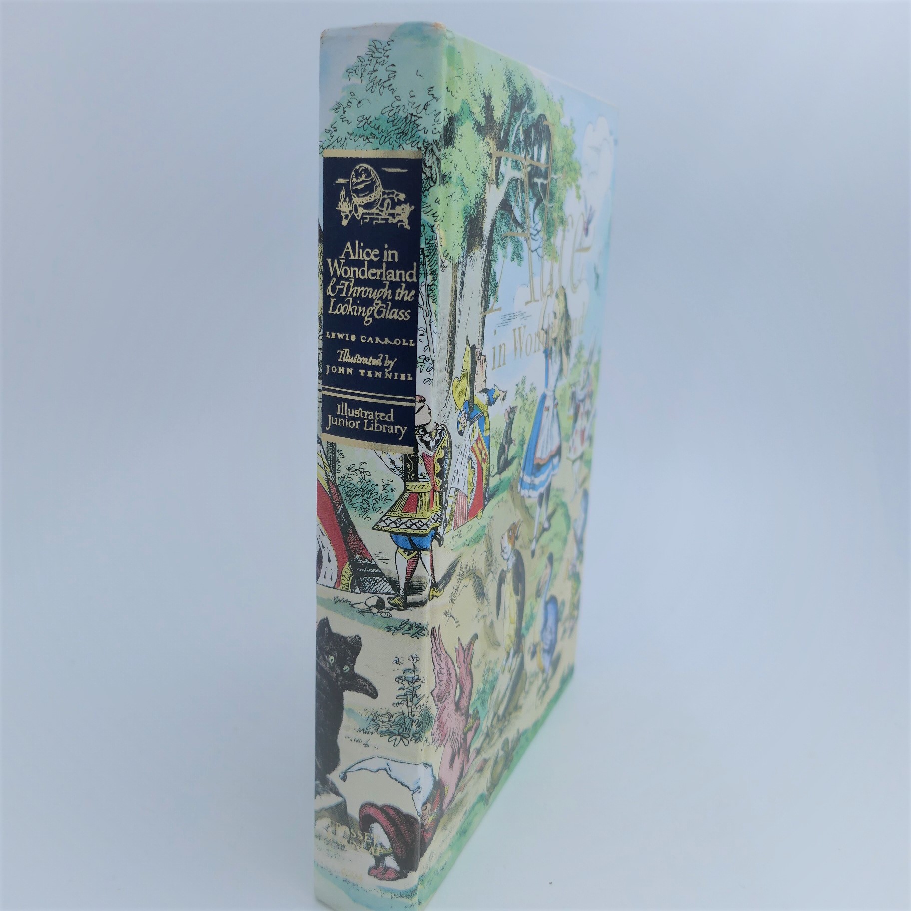 Alice in Wonderland & Through The Looking Glass. Illustrated Junior Library (1978) - Image 2