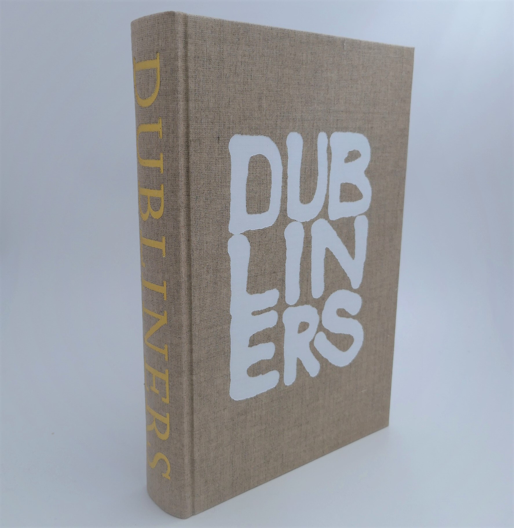 Dubliners. Lithographs by Louis Le Brocquy (1986) by James Joyce