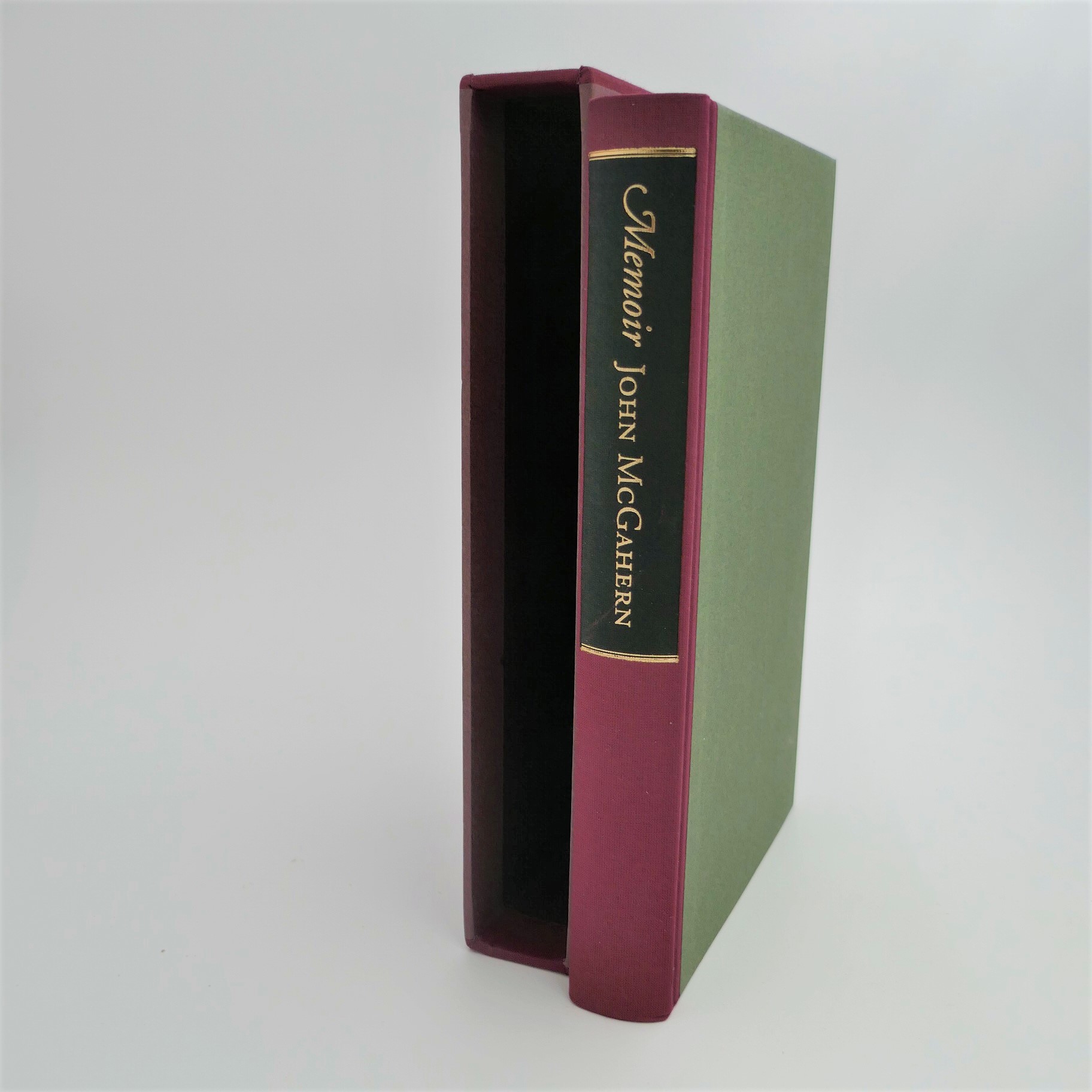 Memoir. Limited Signed Edition (2005) - Image 2