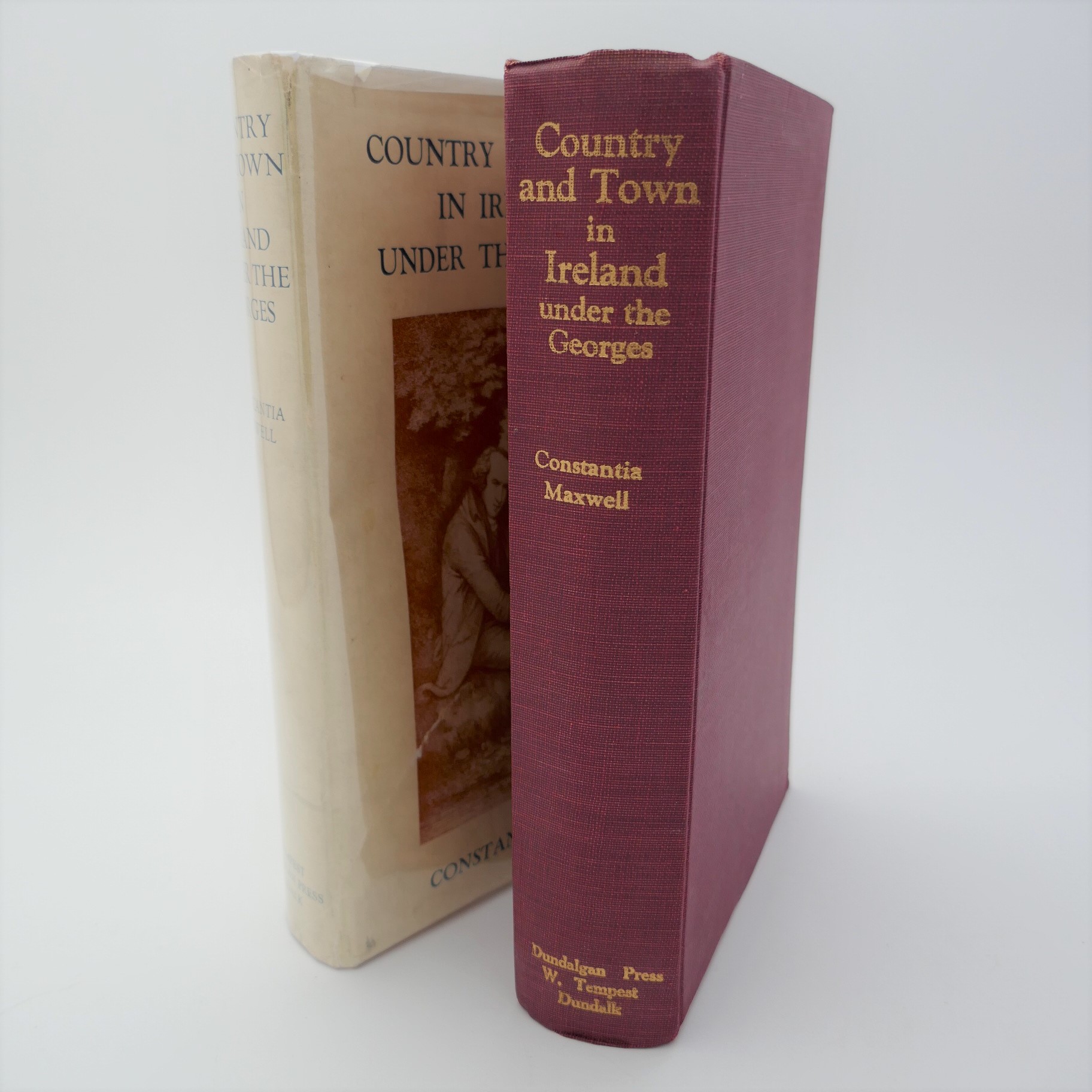 Country and Town in Ireland under the Georges (1949) - Image 2