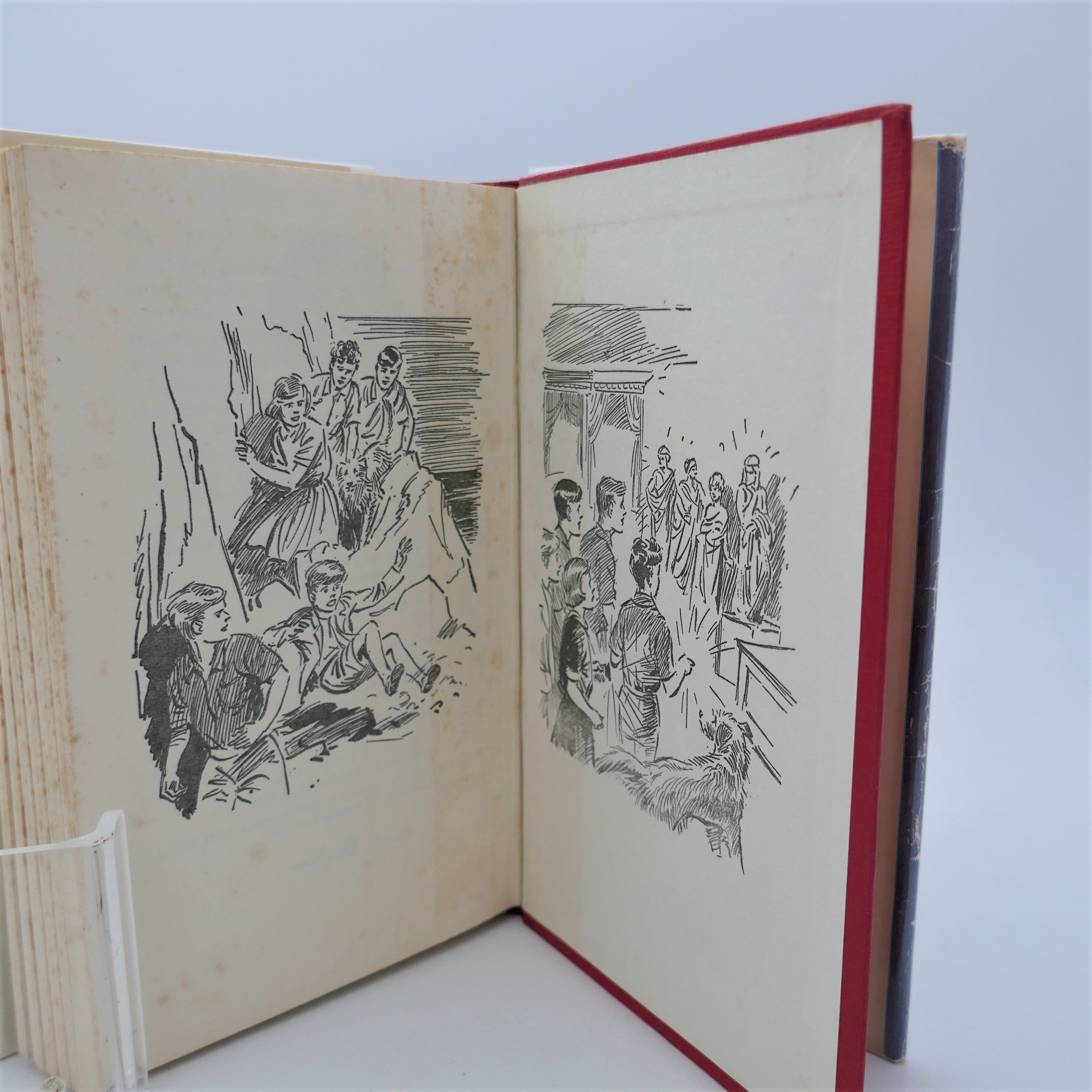 Five Have a Mystery to Solve. First Edition (1962) - Image 2