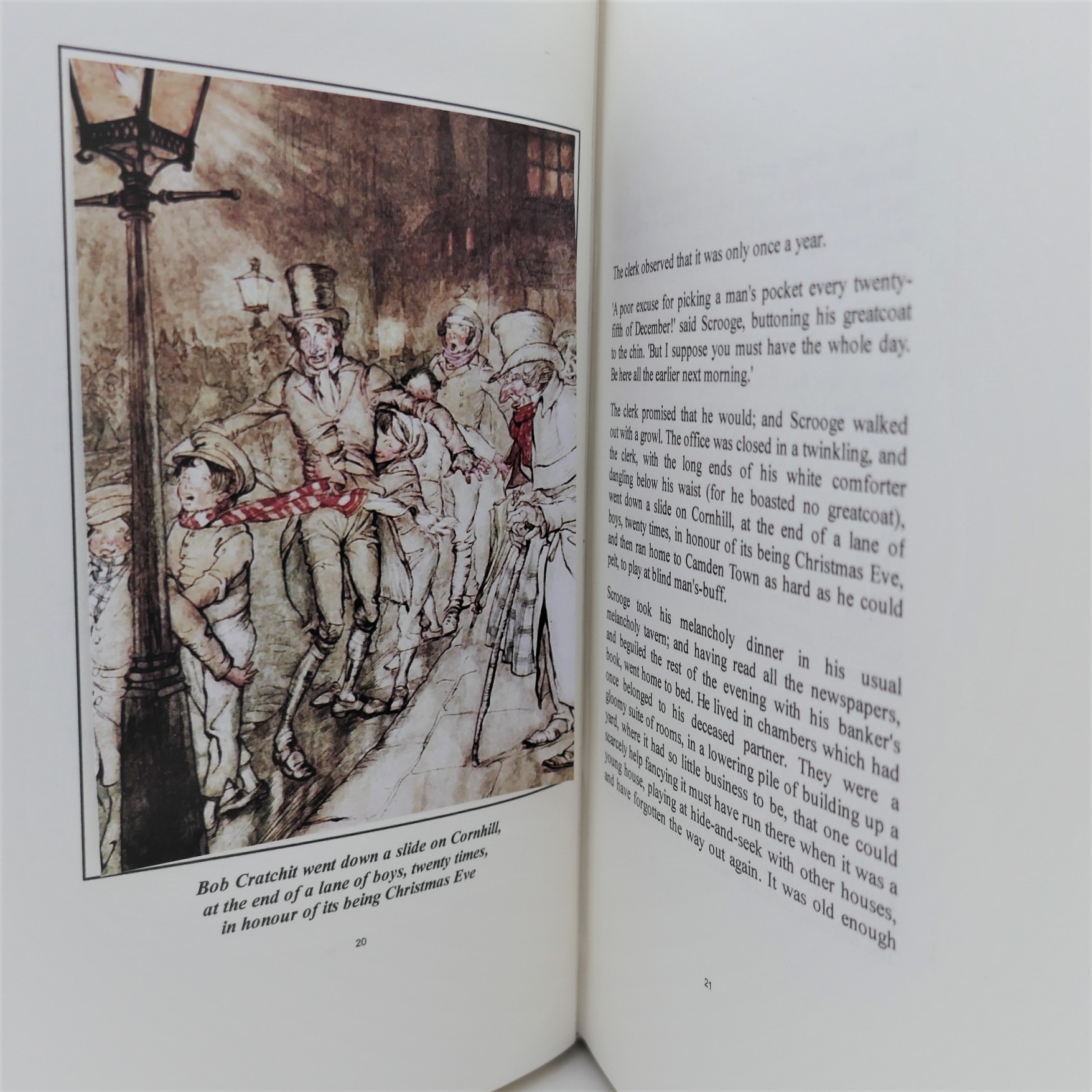 A Christmas Carol. Illustrated by Arthur Rackham. Gift Edition (2021) - Image 7