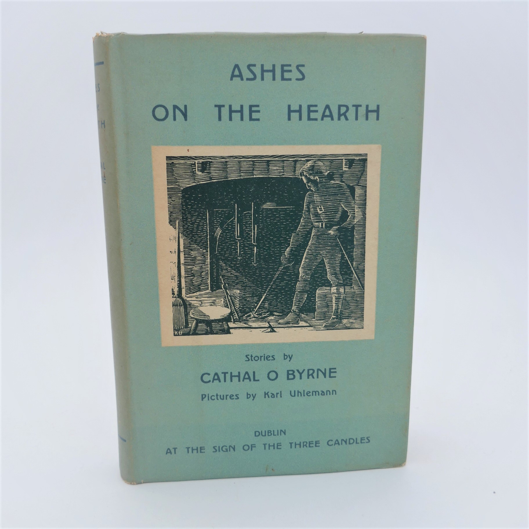 Ashes On The Hearth. Pictures by Karl Uhlemann (1948)