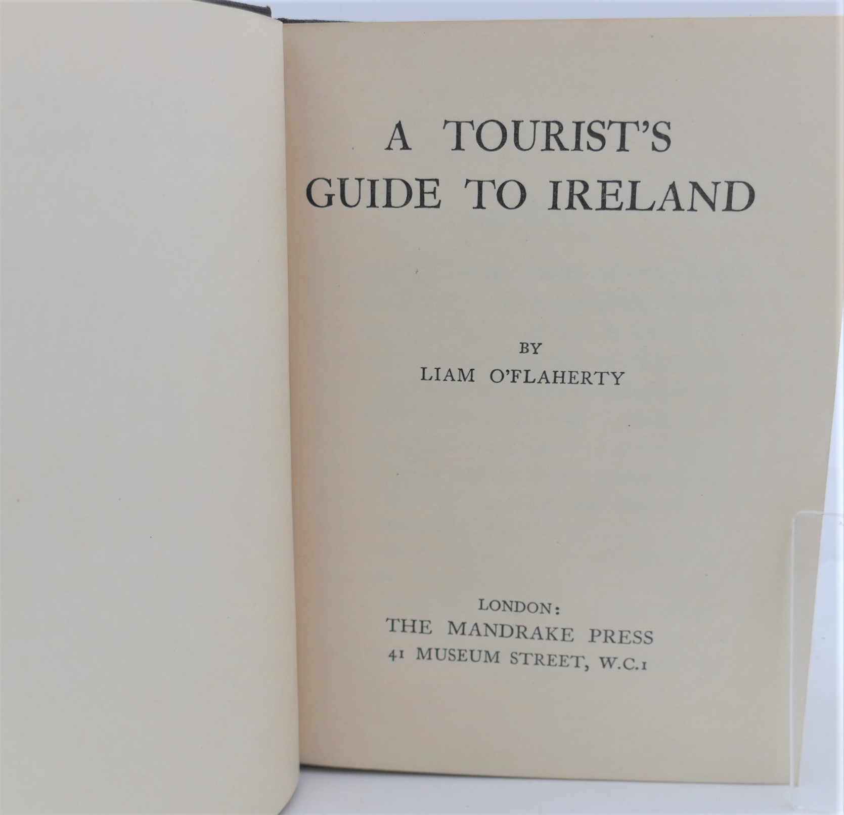 A Tourist's Guide to Ireland (1929) - Image 2