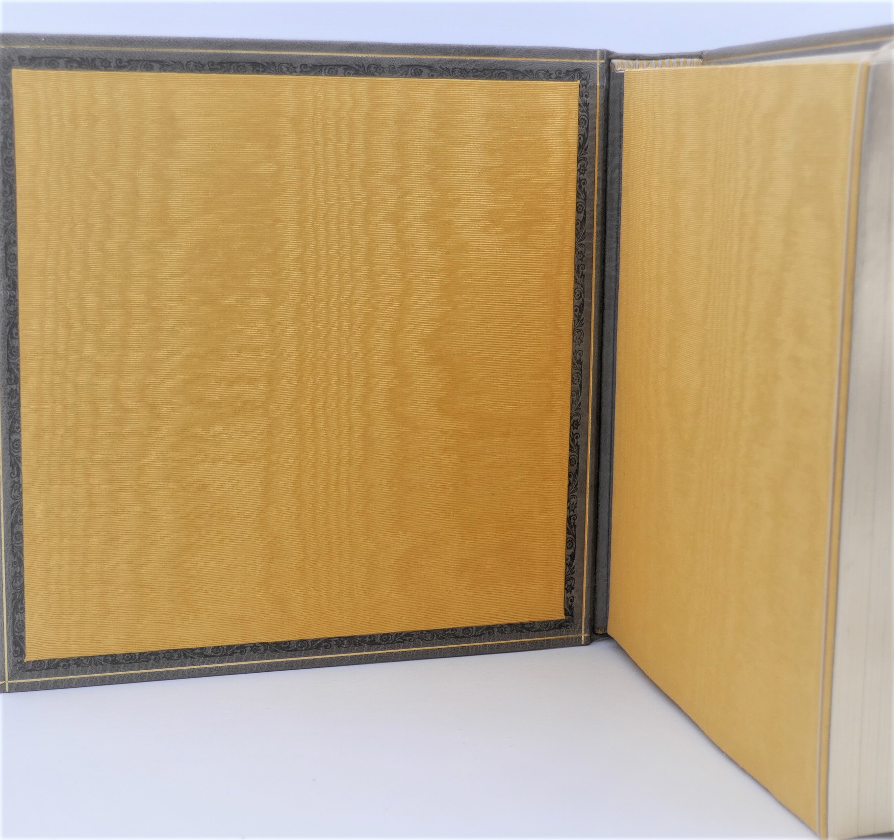 The Beckett Country. Samuel Beckett's Ireland. Limited Signed Edition (1986) - Image 11