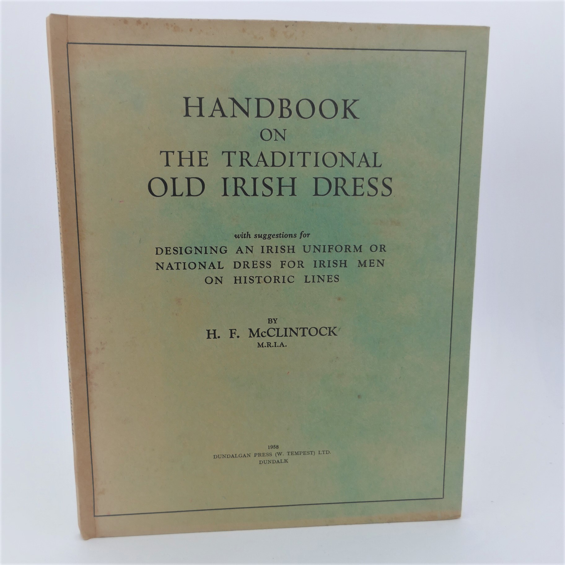 Handbook on the Traditional Old Irish Dress (1958)