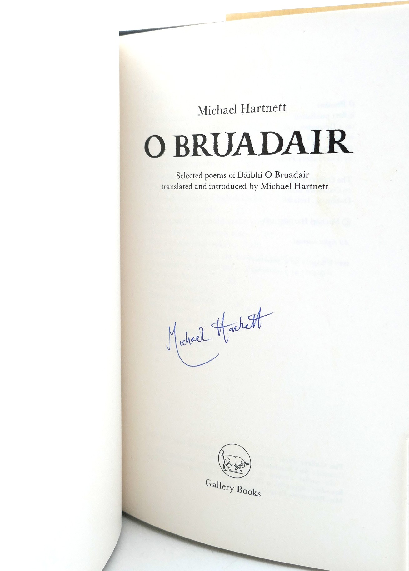 Selected Poems of Daibhi O'Bruadair (1985) - Image 2