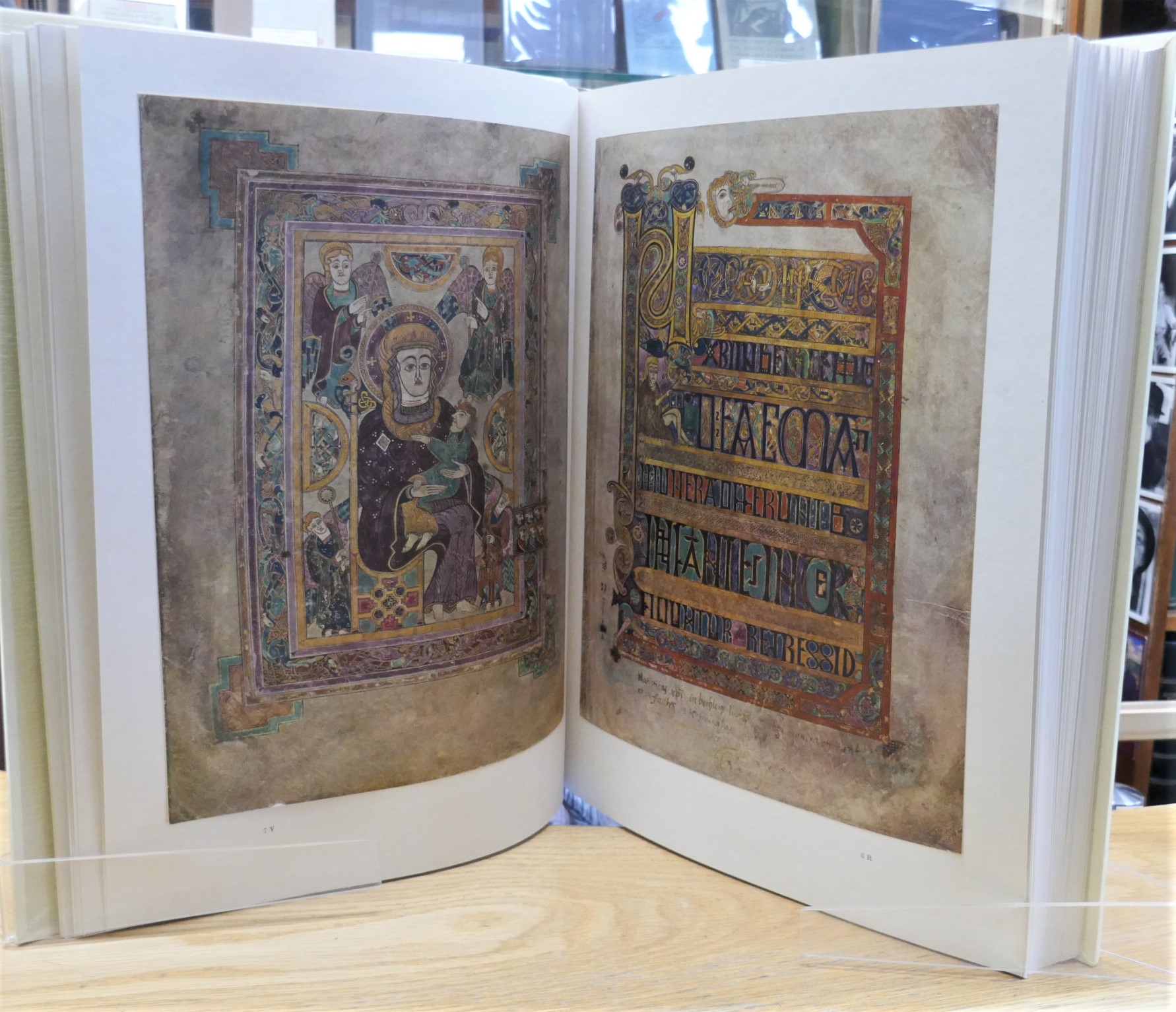The Book of Kells. Evangeliorum Quattuor Codex Cenannensis (1950) - Image 2