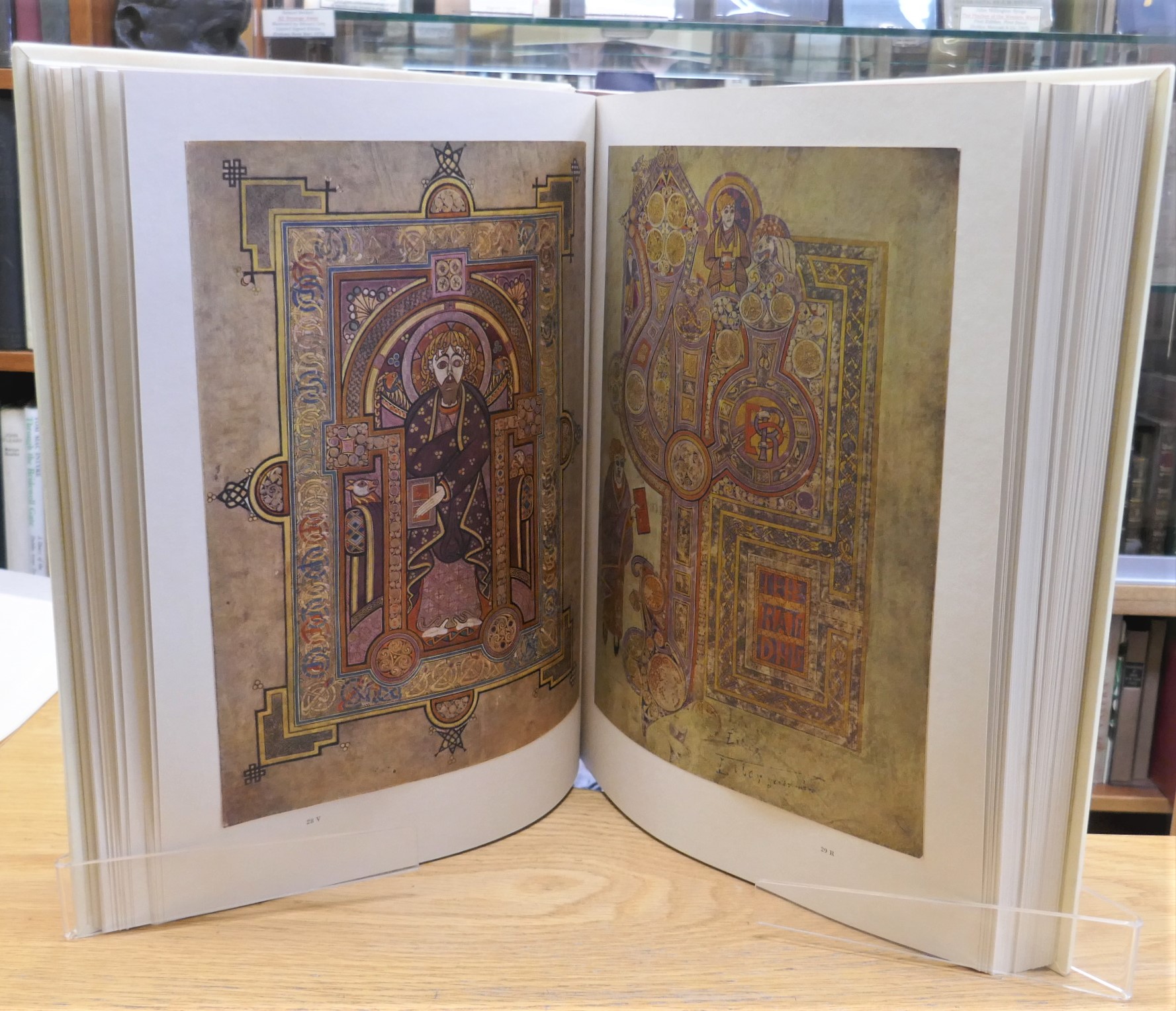 The Book of Kells. Evangeliorum Quattuor Codex Cenannensis (1950) - Image 3