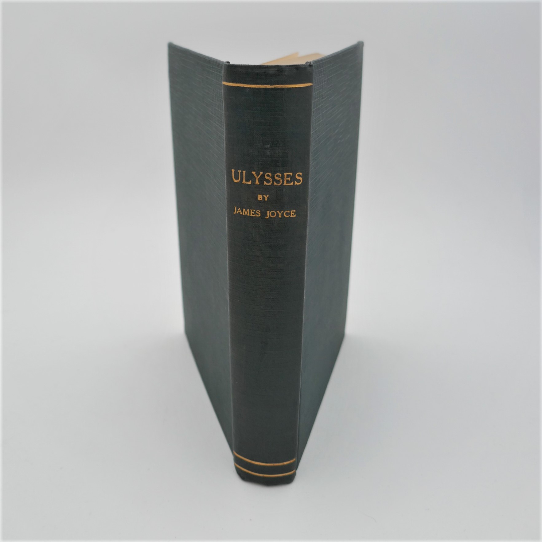 Ulysses. Paris: Shakespeare & Co. (1928) - Image 6