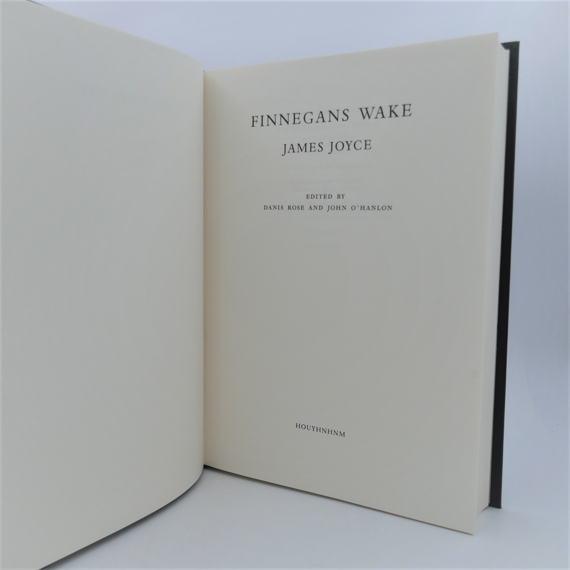Finnegans Wake. Edited by Danis Rose and John O'Hanlon (2010) - Image 3