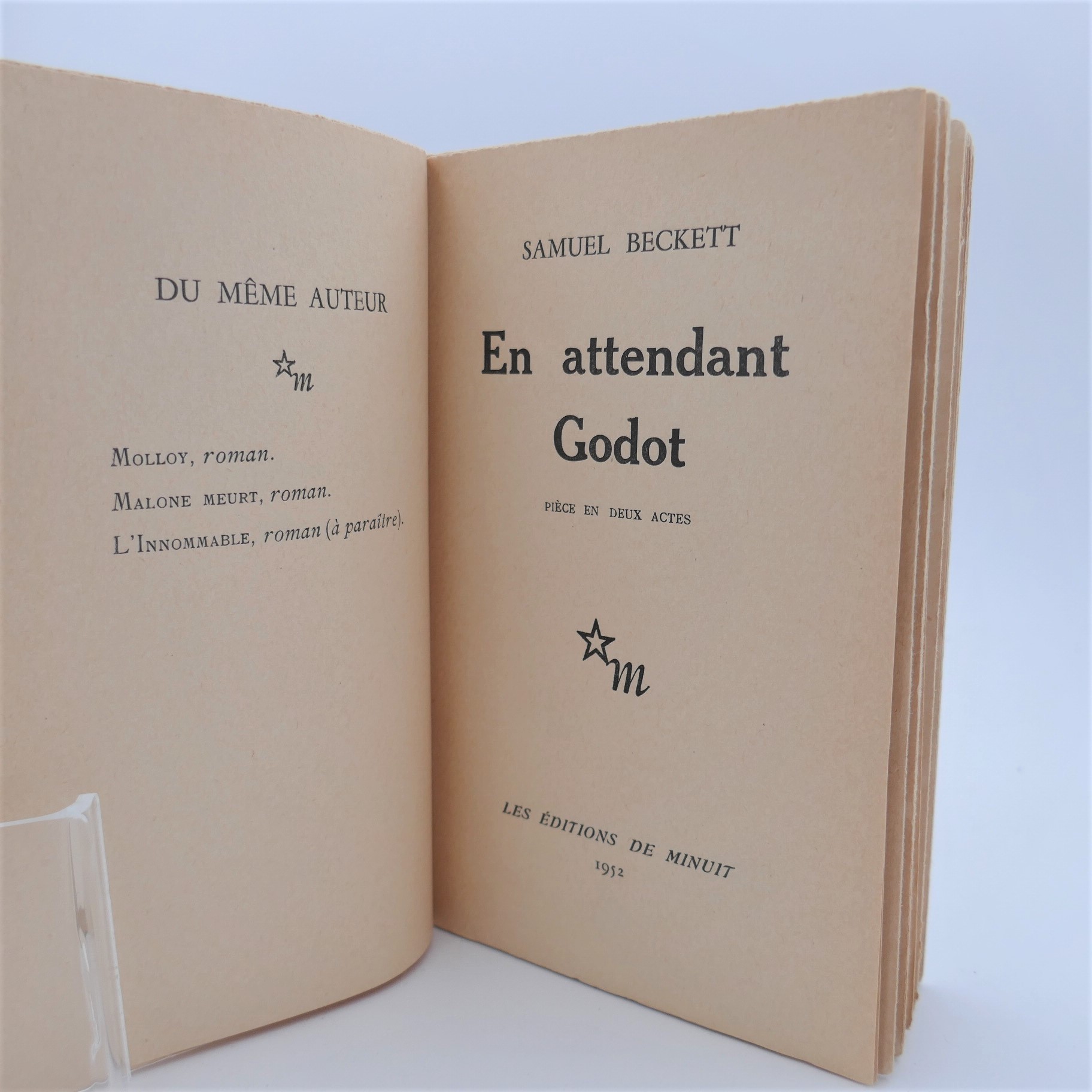En attendant Godot: Piece en deux Actes. First Edition (1952) - Image 2