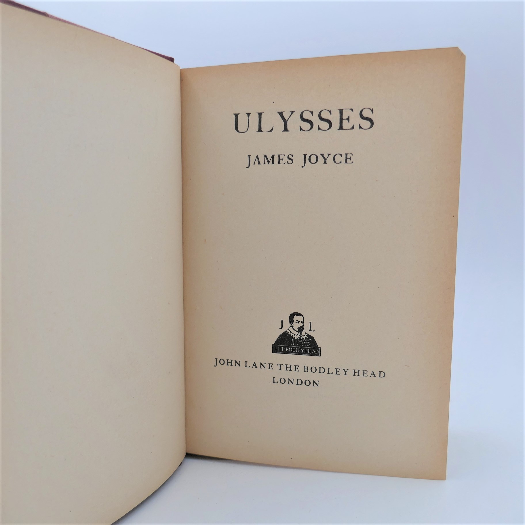 Ulysses. The Bodley Head (1947) - Image 2