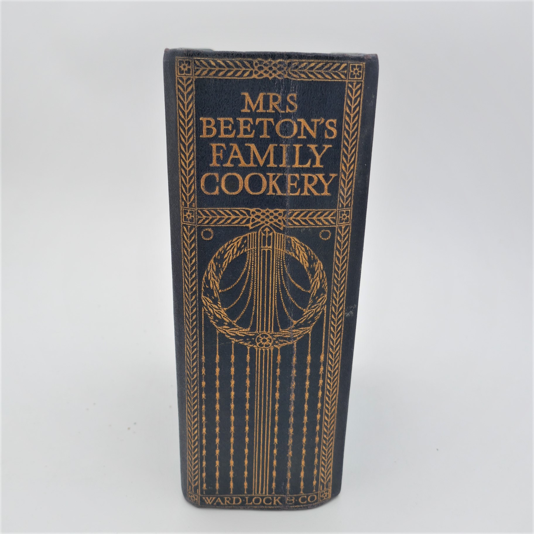 Mrs. Beeton's Family Cookery (1920)