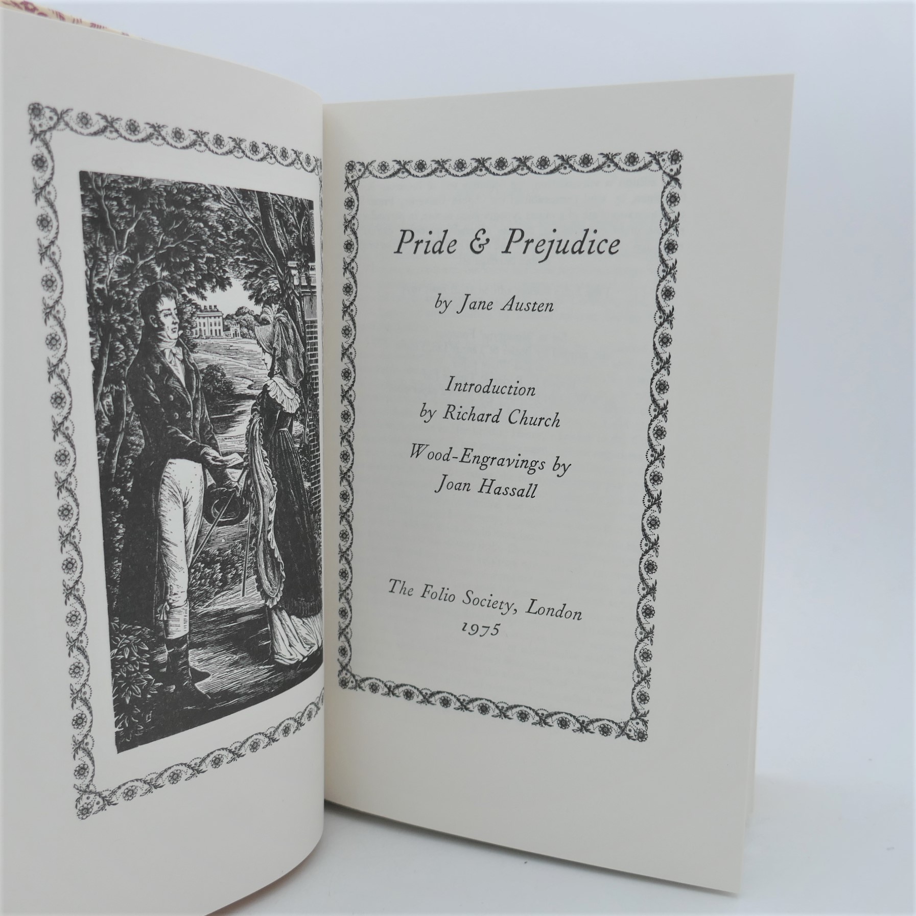 Pride and Prejudice; Sense & Sensibility; Emma. Folio Society (1996) - Image 3