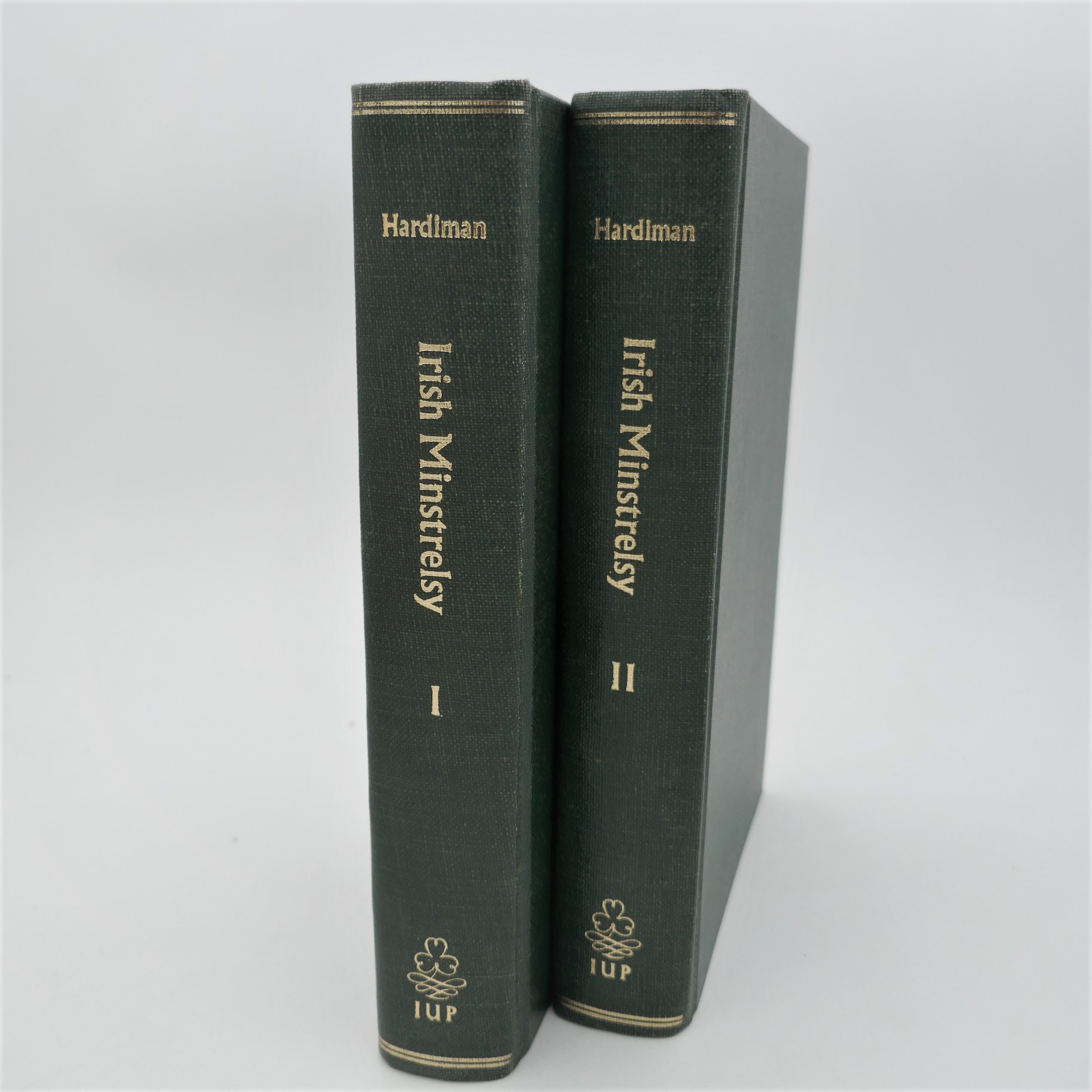 Irish Minstrelsy or Bardic Remains of Ireland. Facsimile Edition (1971)