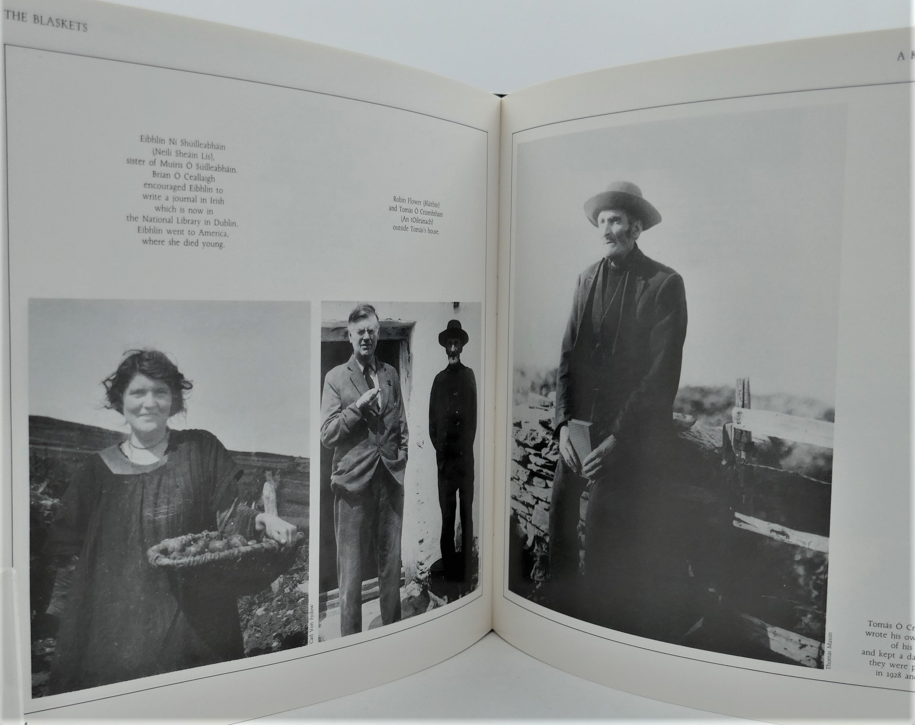 The Blaskets. A Kerry Island Library (1987) - Image 4