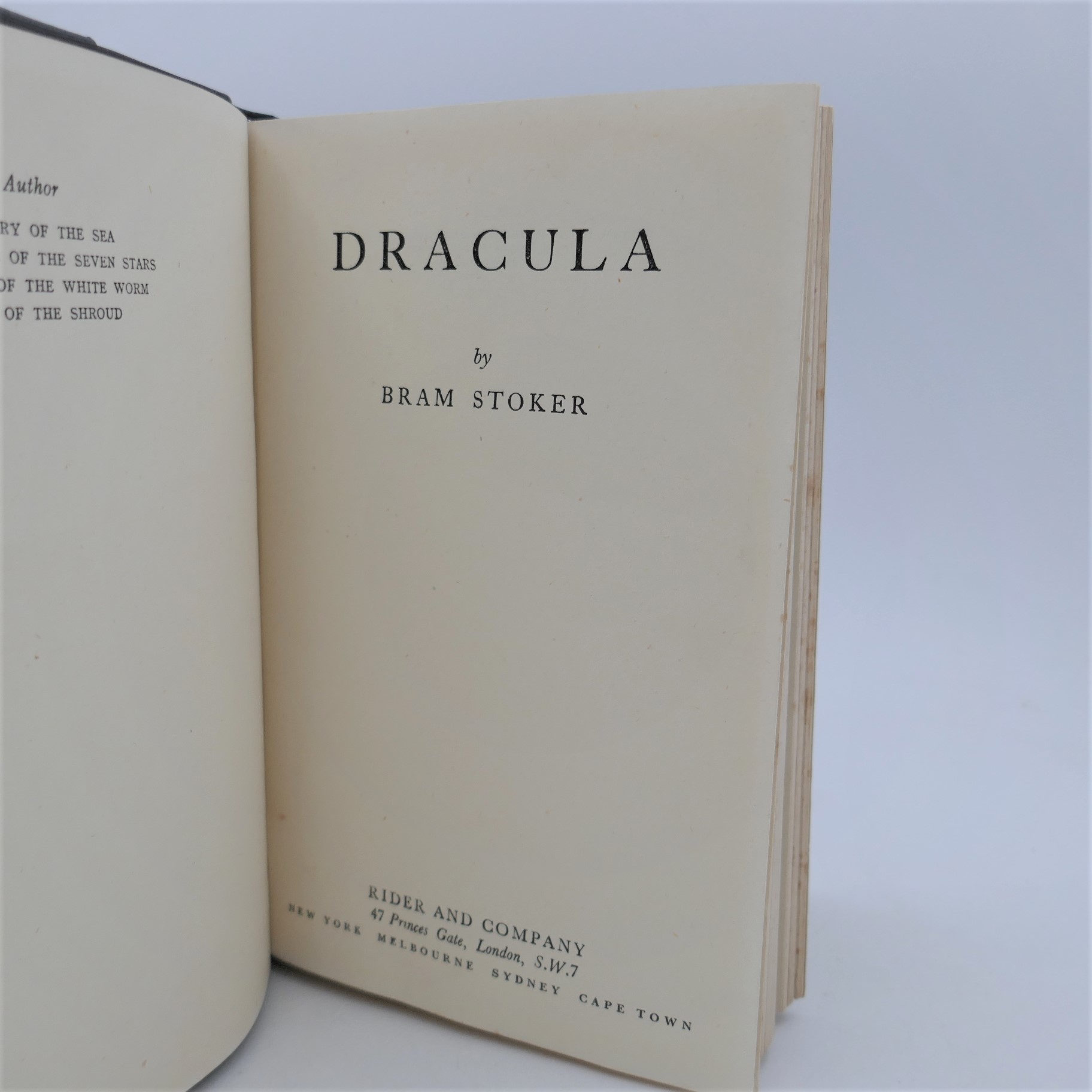 Dracula. William Rider & Son. (1950) - Image 2