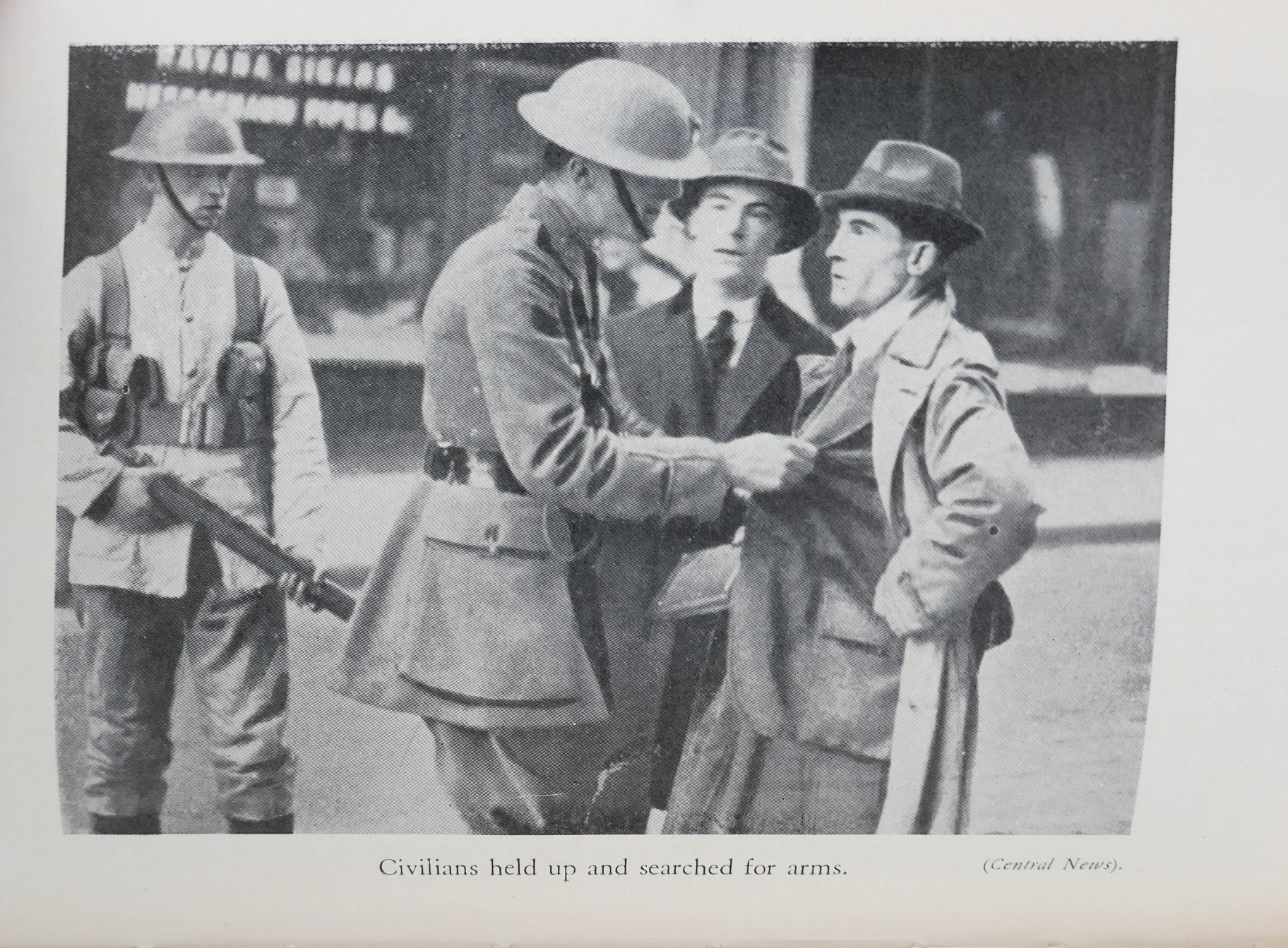 Guerilla Days in Ireland (1955) - Image 6