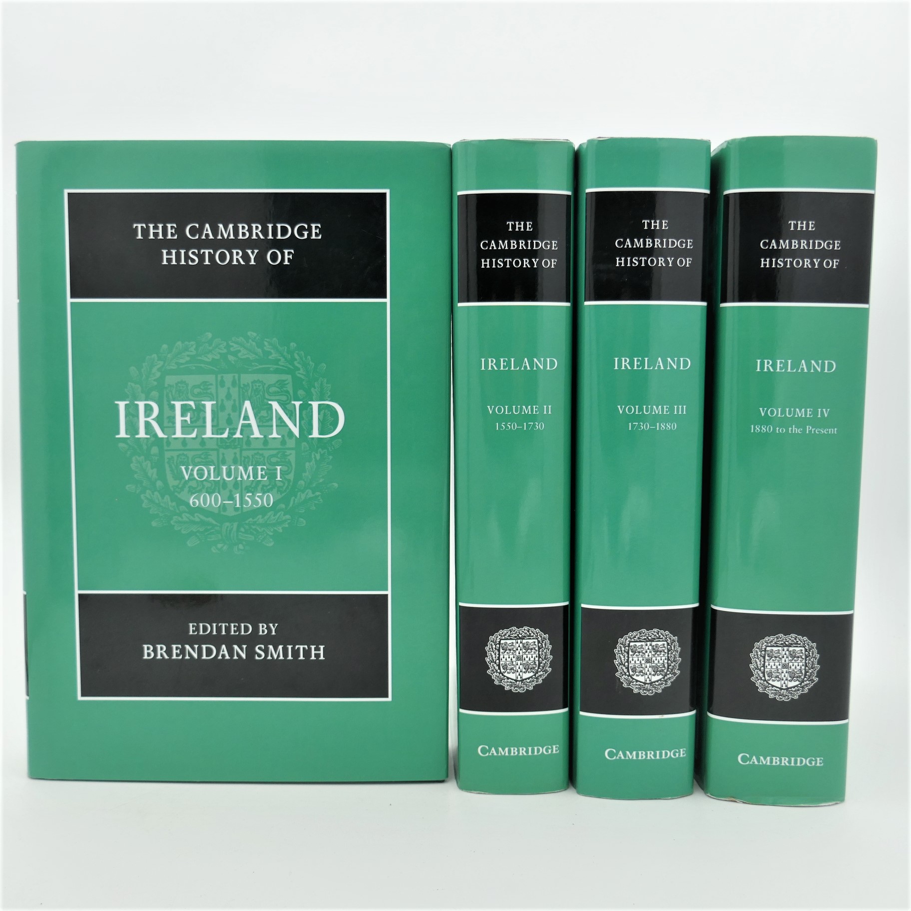 Cambridge History of Ireland. Four Volumes (2018) - Image 2