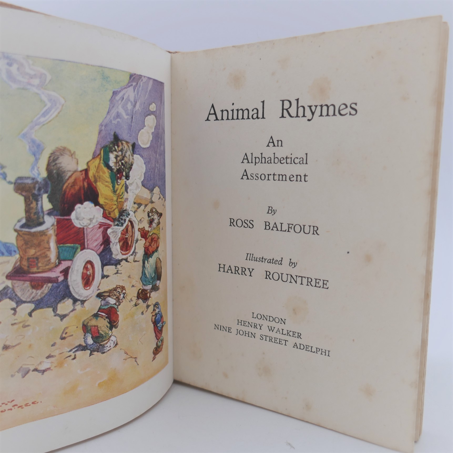 Animal Rhymes. An Alphabetical Assortment (1920) - Image 2