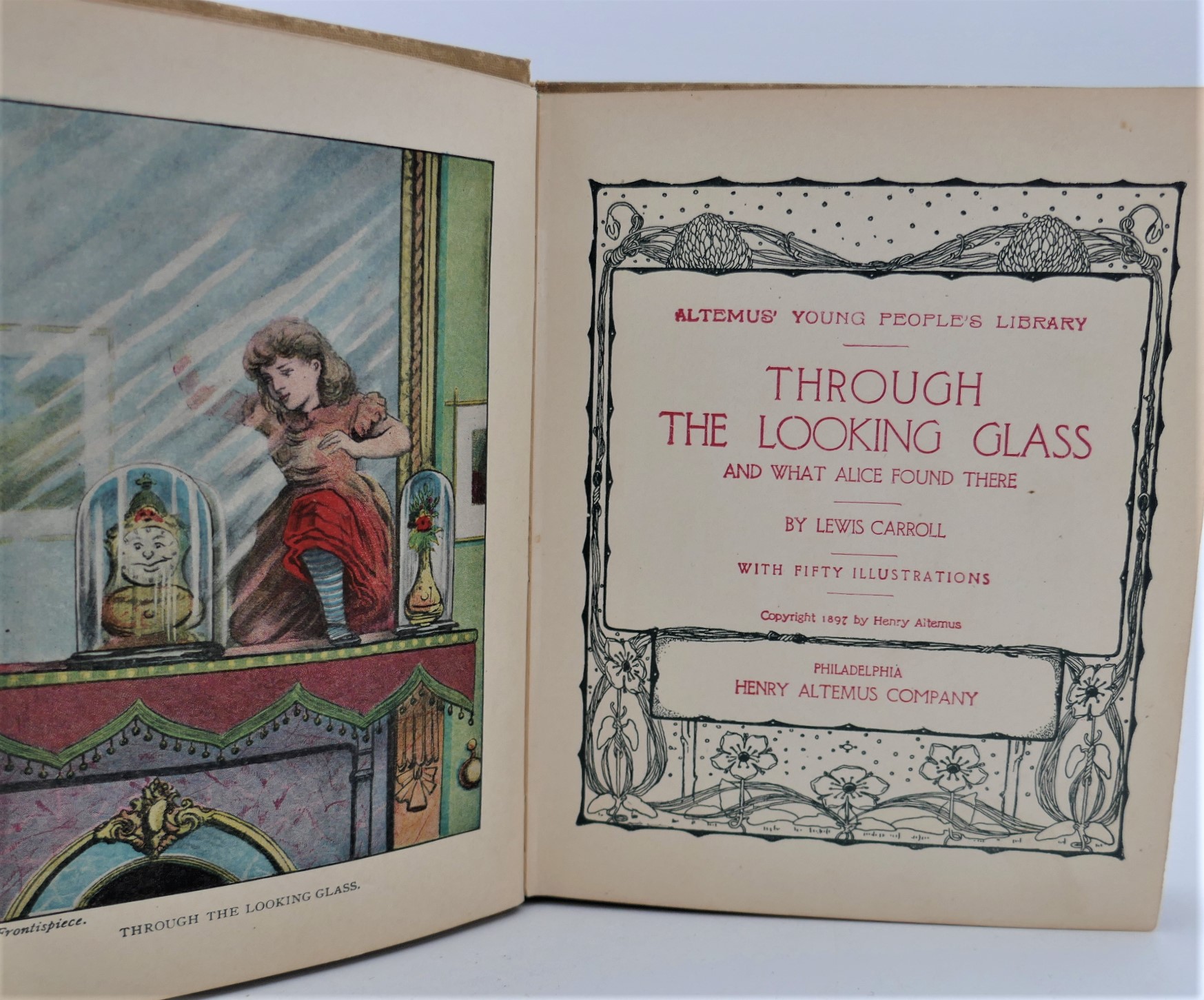 Alice's Adventures in Wonderland & Through the Looking Glass (1897) - Image 4