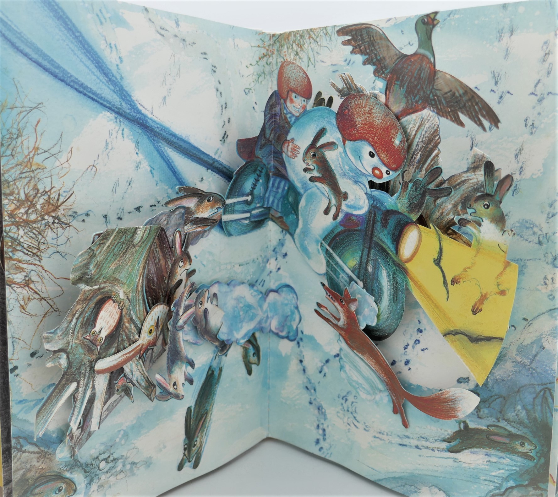 The Snowman. A Pop-Up Book (1986) - Image 3