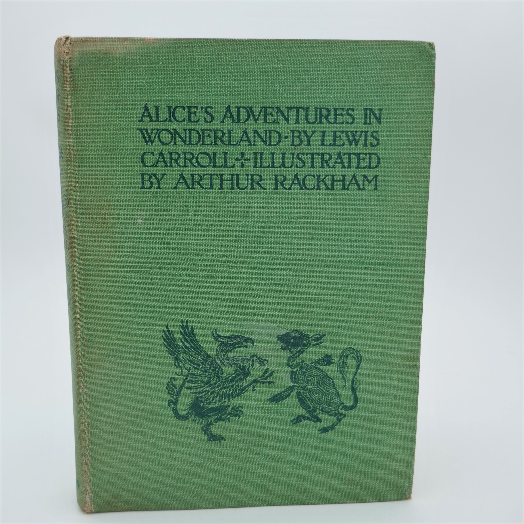 Alice's Adventures in Wonderland. Illustrated by Arthur Rackham (1919)