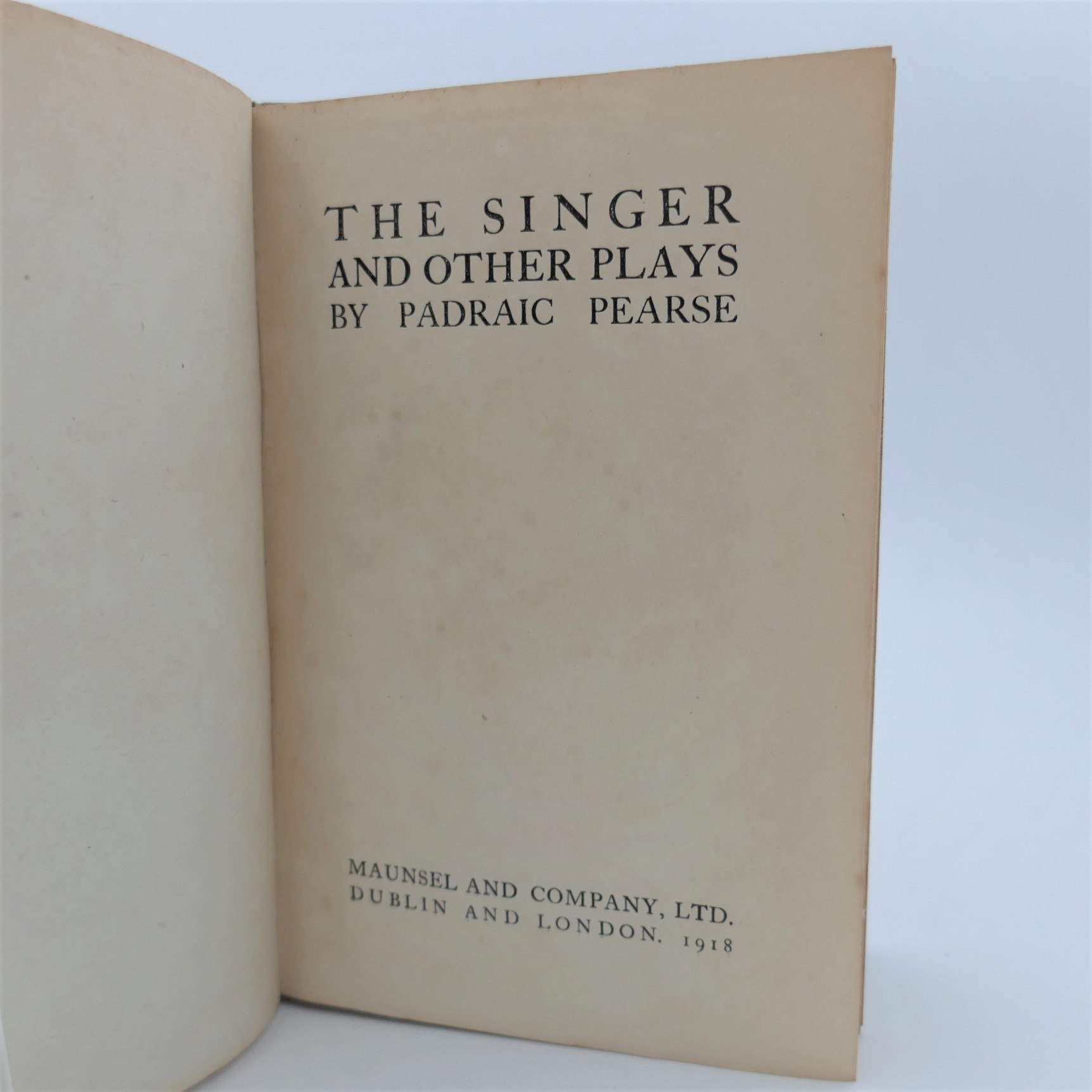 The Singer and other Plays (1918) - Image 2
