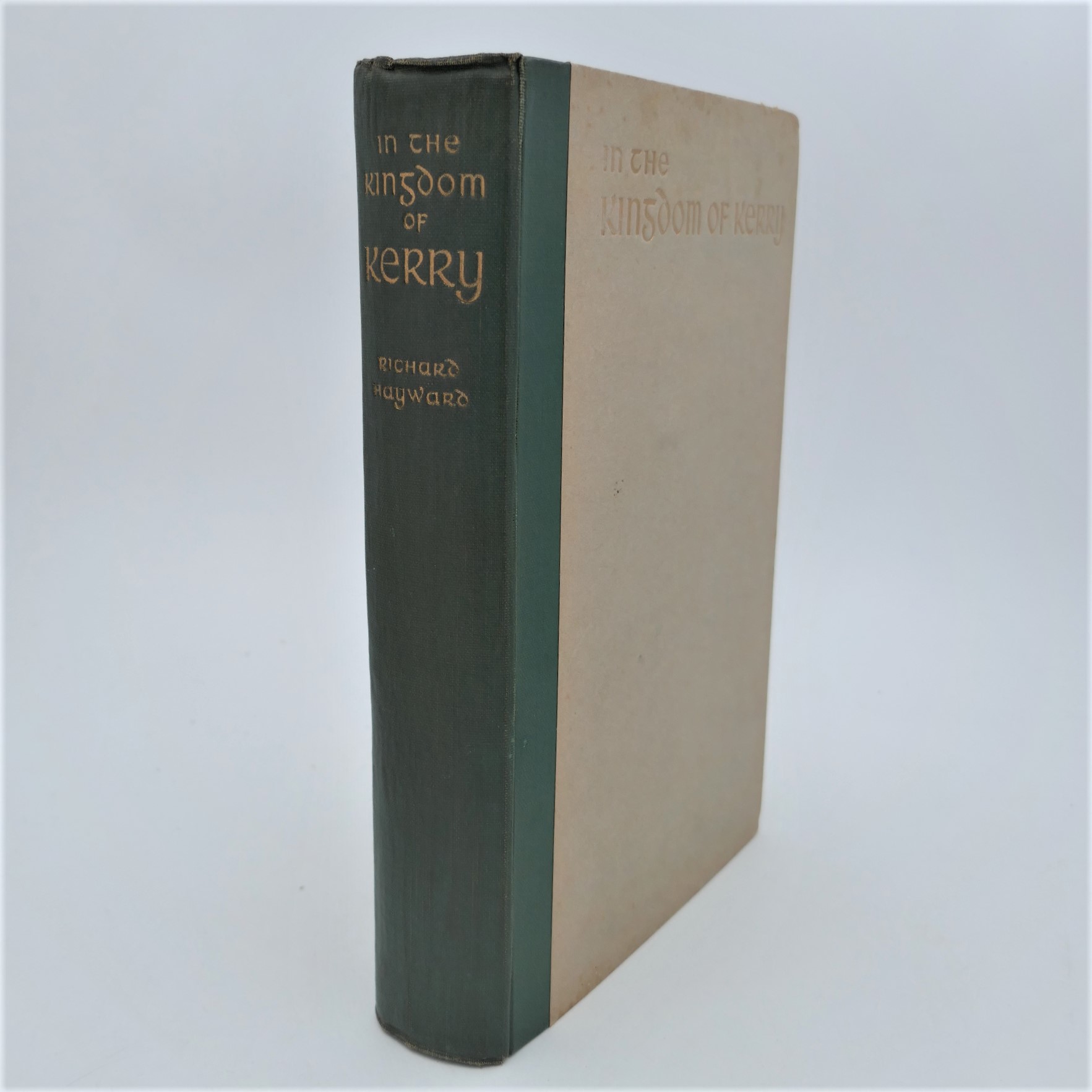 In the Kingdom of Kerry. Drawings by Theo. J. Gracey (1950)