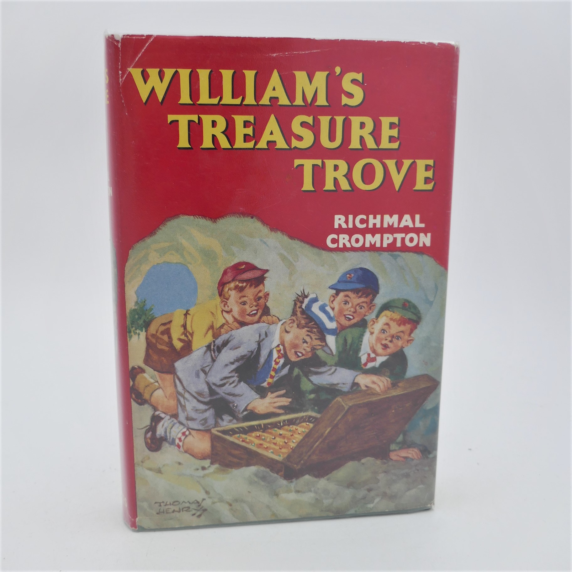 William's Treasure Trove. First Edition (1962)
