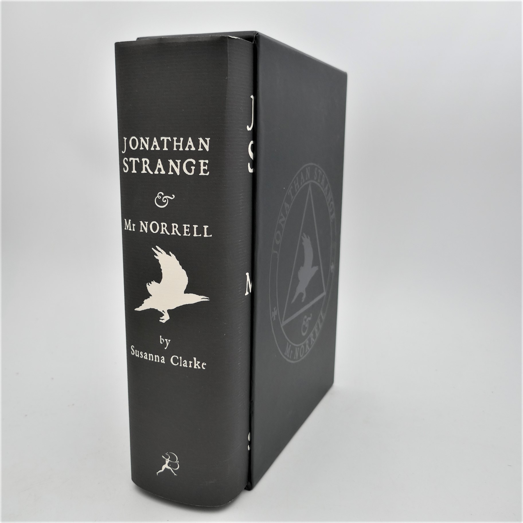 Jonathan Strange and Mr Norrell. Limited Signed Edition (2004)