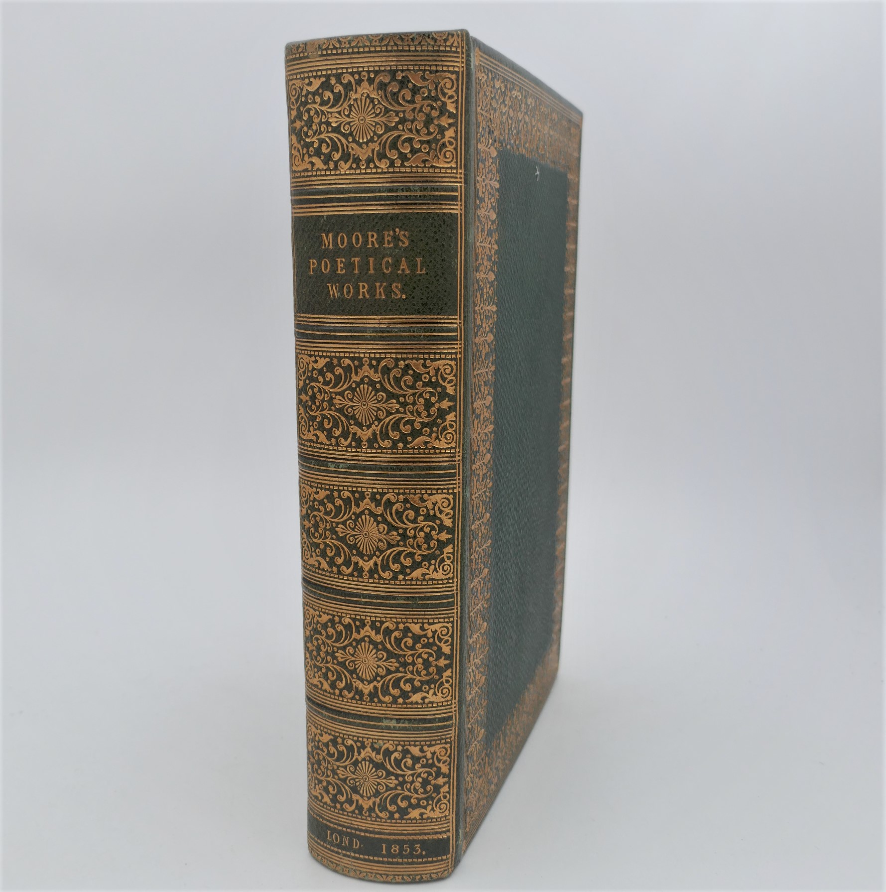 Moore's Poetical Works. Complete in One Volume (1853)