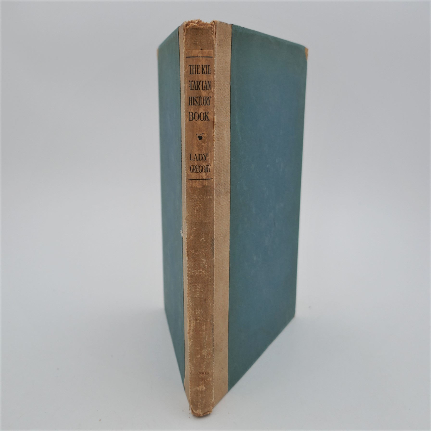 The Kiltartan History Book. Illustrated by Robert Gregory (1909)