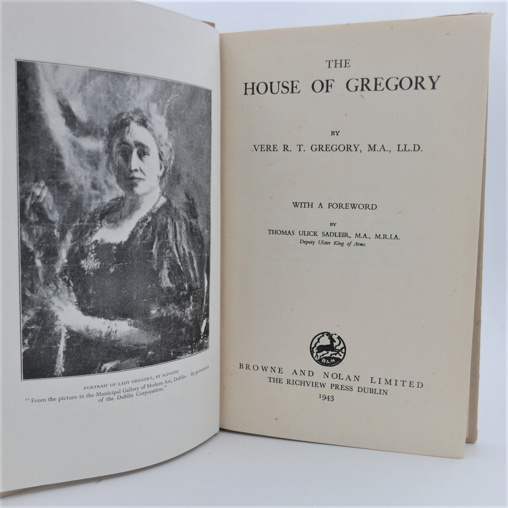The House of Gregory (1943) - Image 2