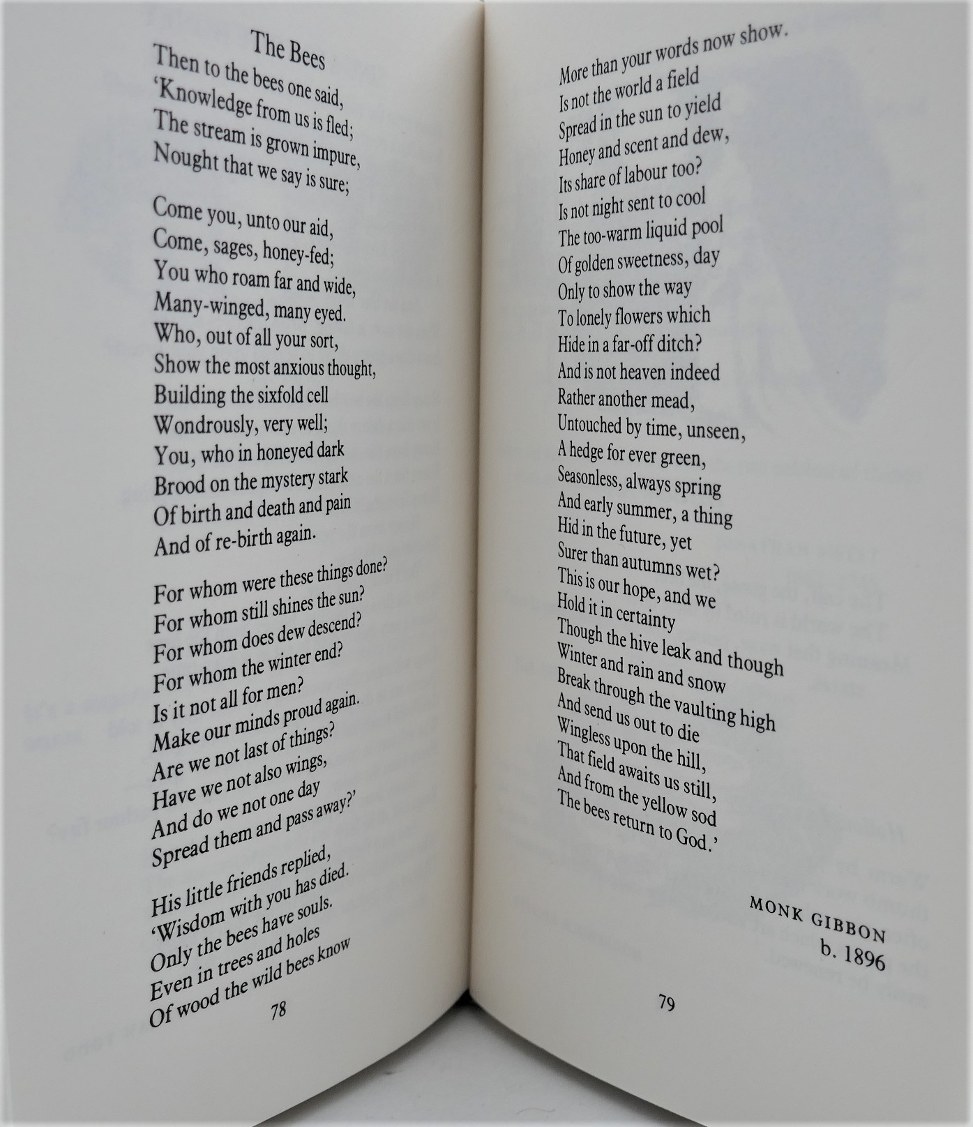A Murmur of Bees. Signed by the Author (1980) - Image 3