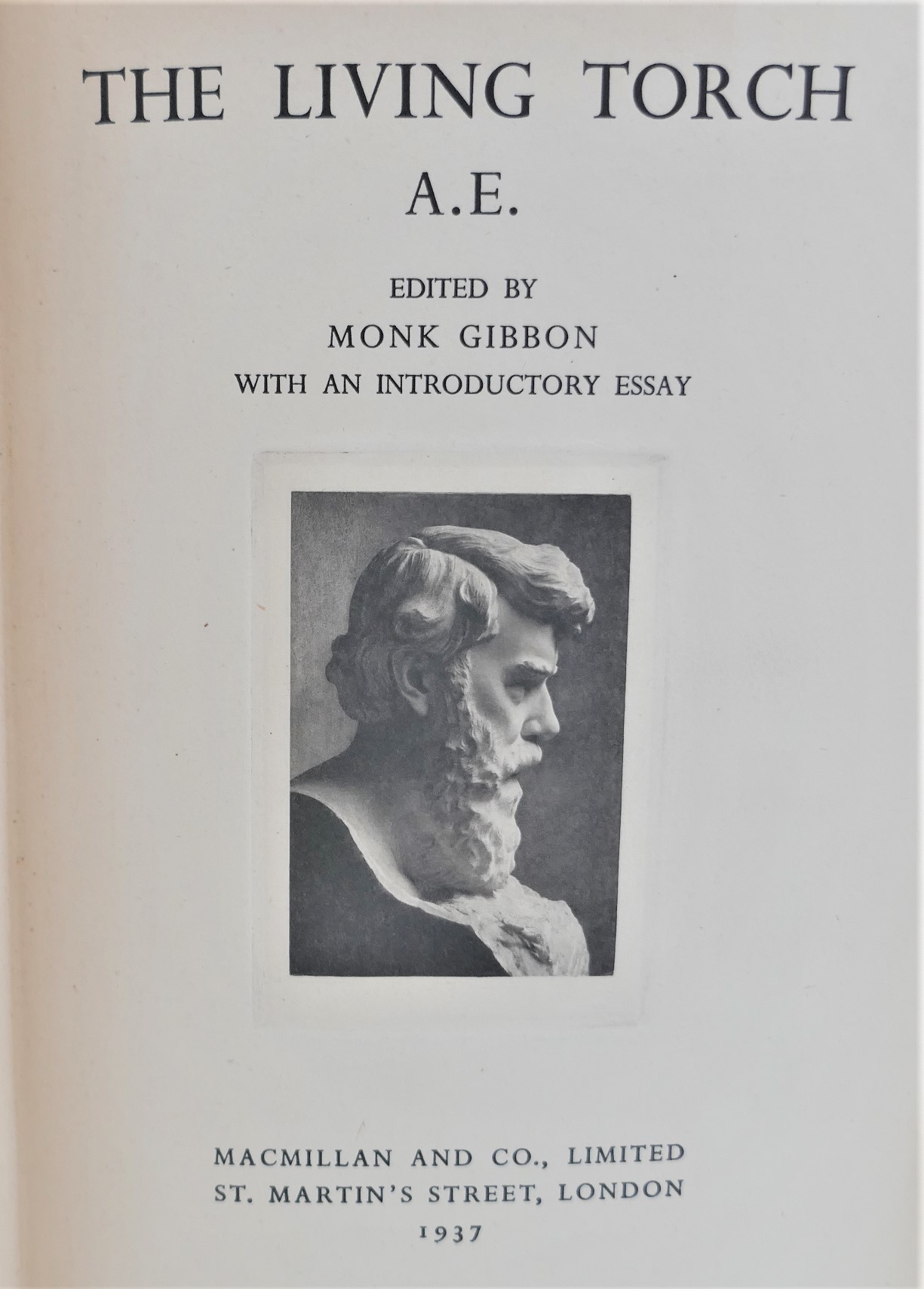 The Living Torch. Edited by Monk Gibbon (1937) - Image 3