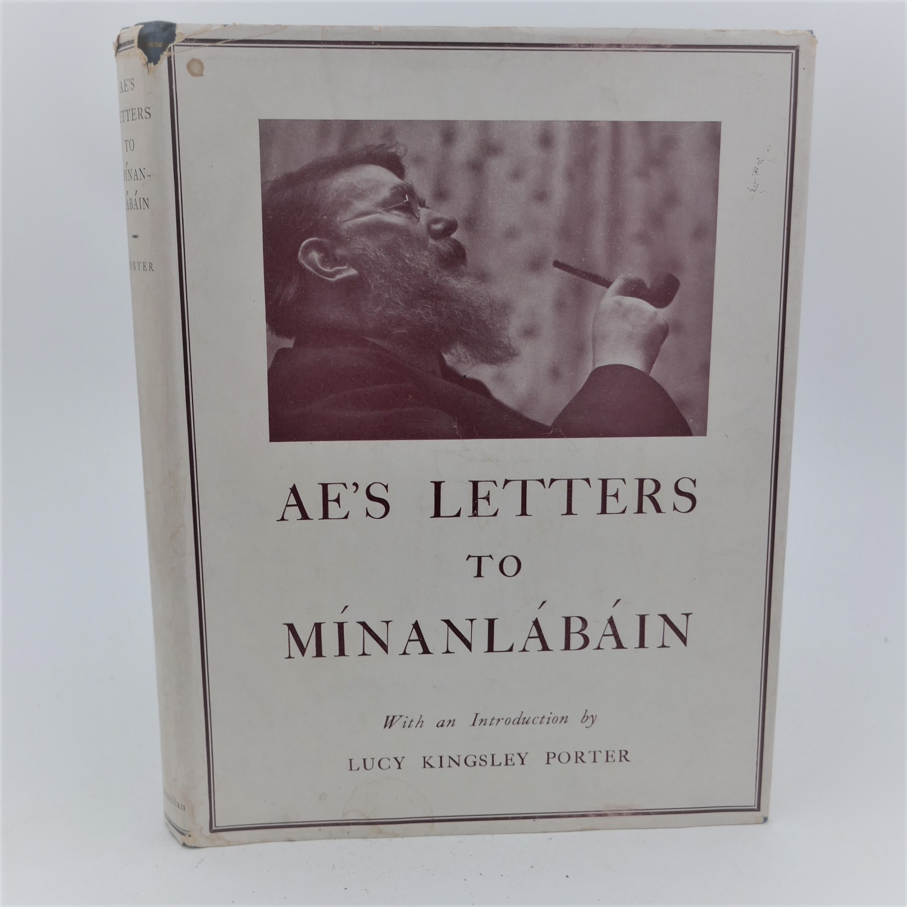 A.E's Letters to Mínanlábáin (1937)