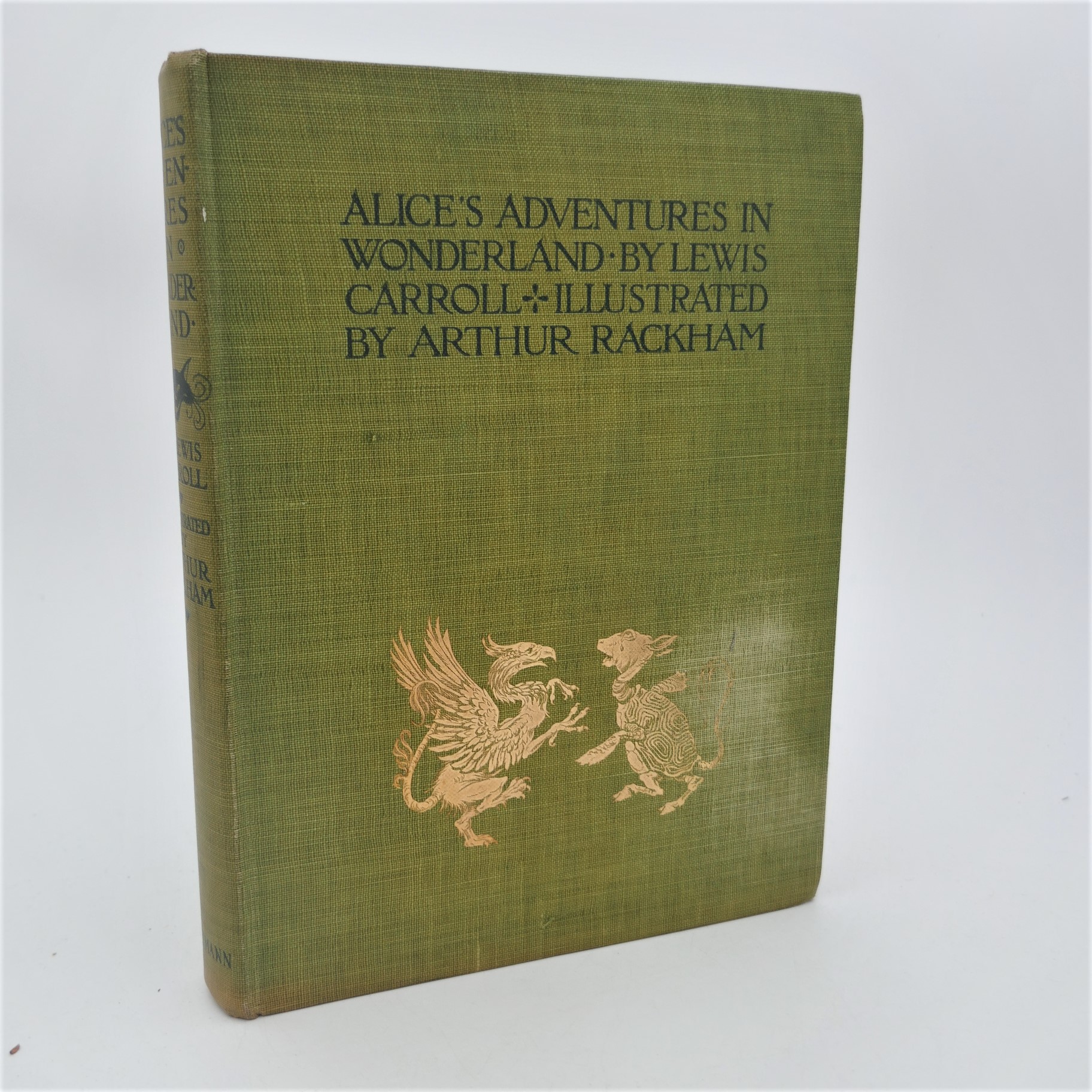 Alice's Adventures in Wonderland. Illustrated by Arthur Rackham (1909)