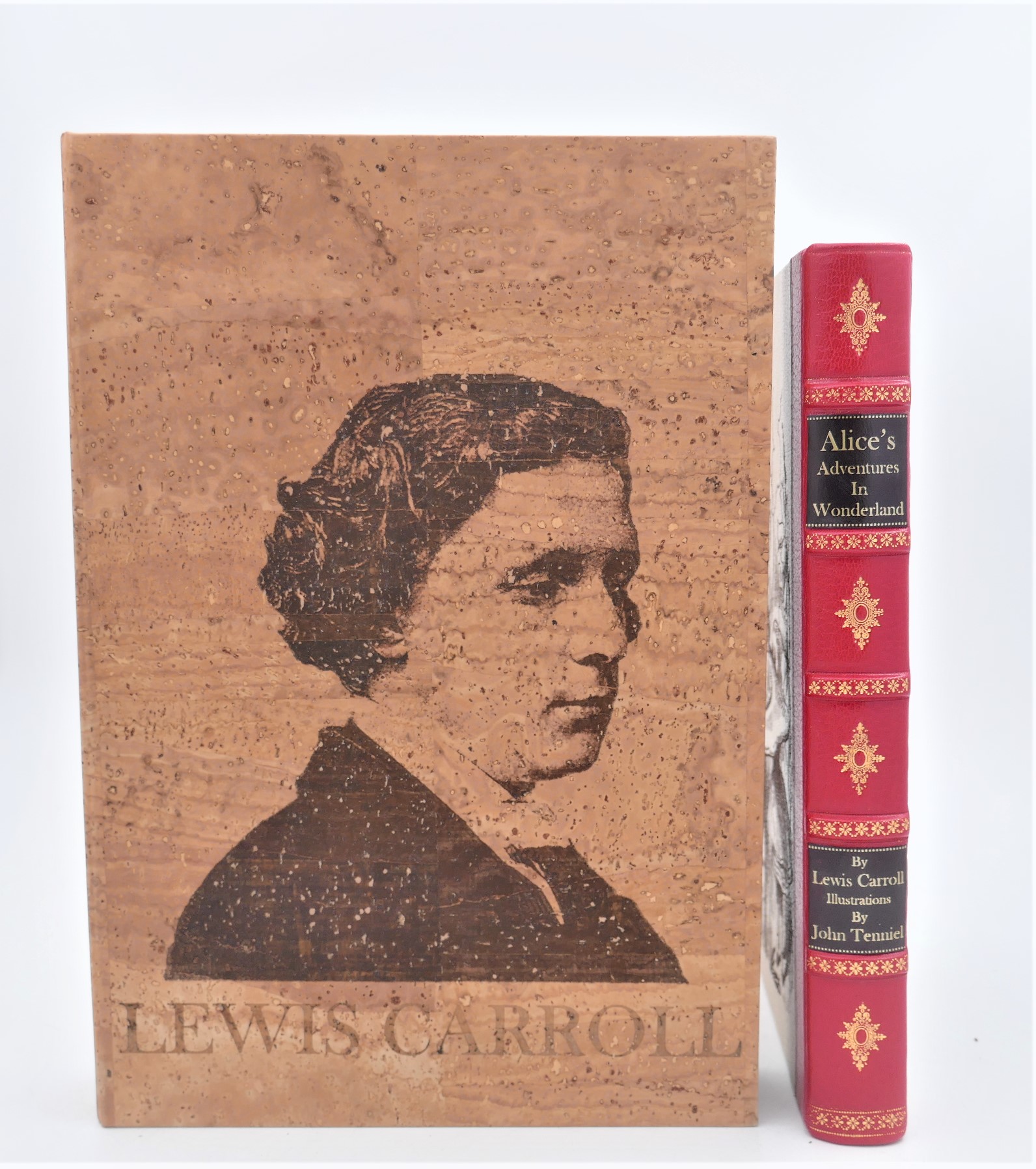 Alice's Adventures in Wonderland. Gift Edition By Little Oak Fine Bindings (2023) - Image 6