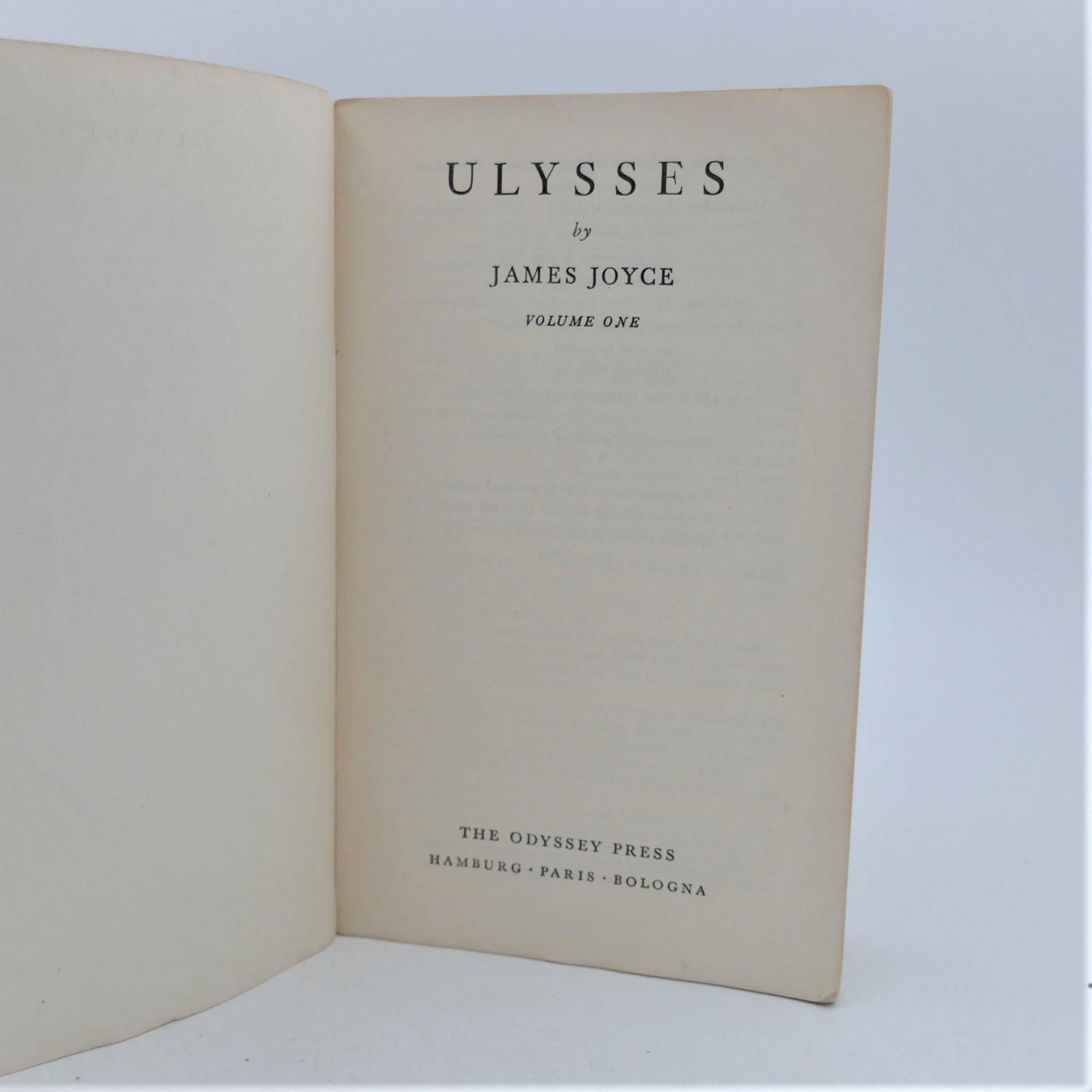 Ulysses. First Edition In Two Volume (1932) - Image 2