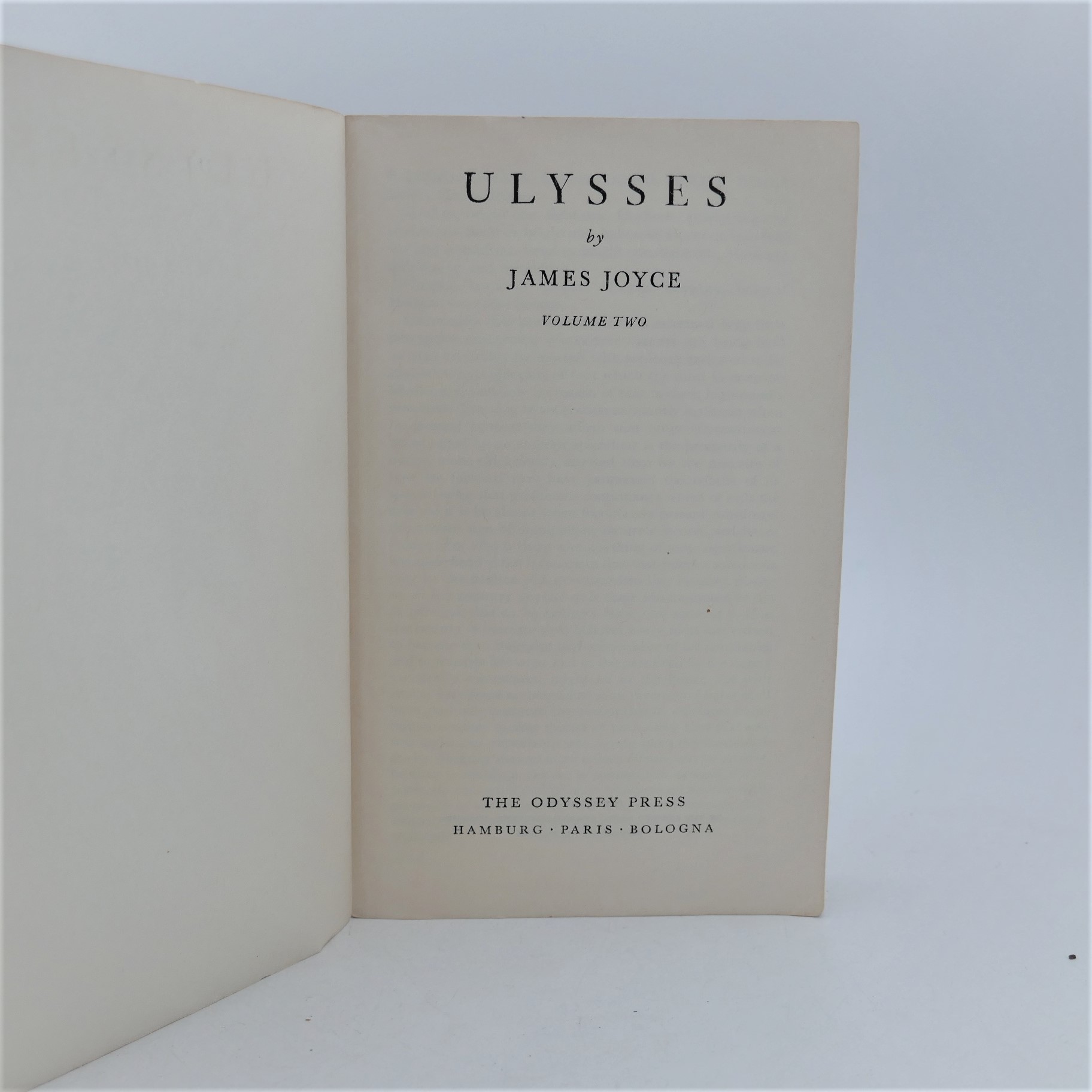 Ulysses. First Edition In Two Volume (1932) - Image 3