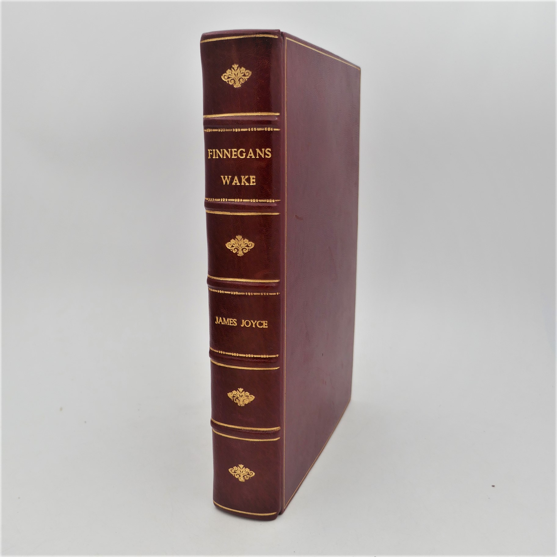 Finnegans Wake. First Edition (1939)