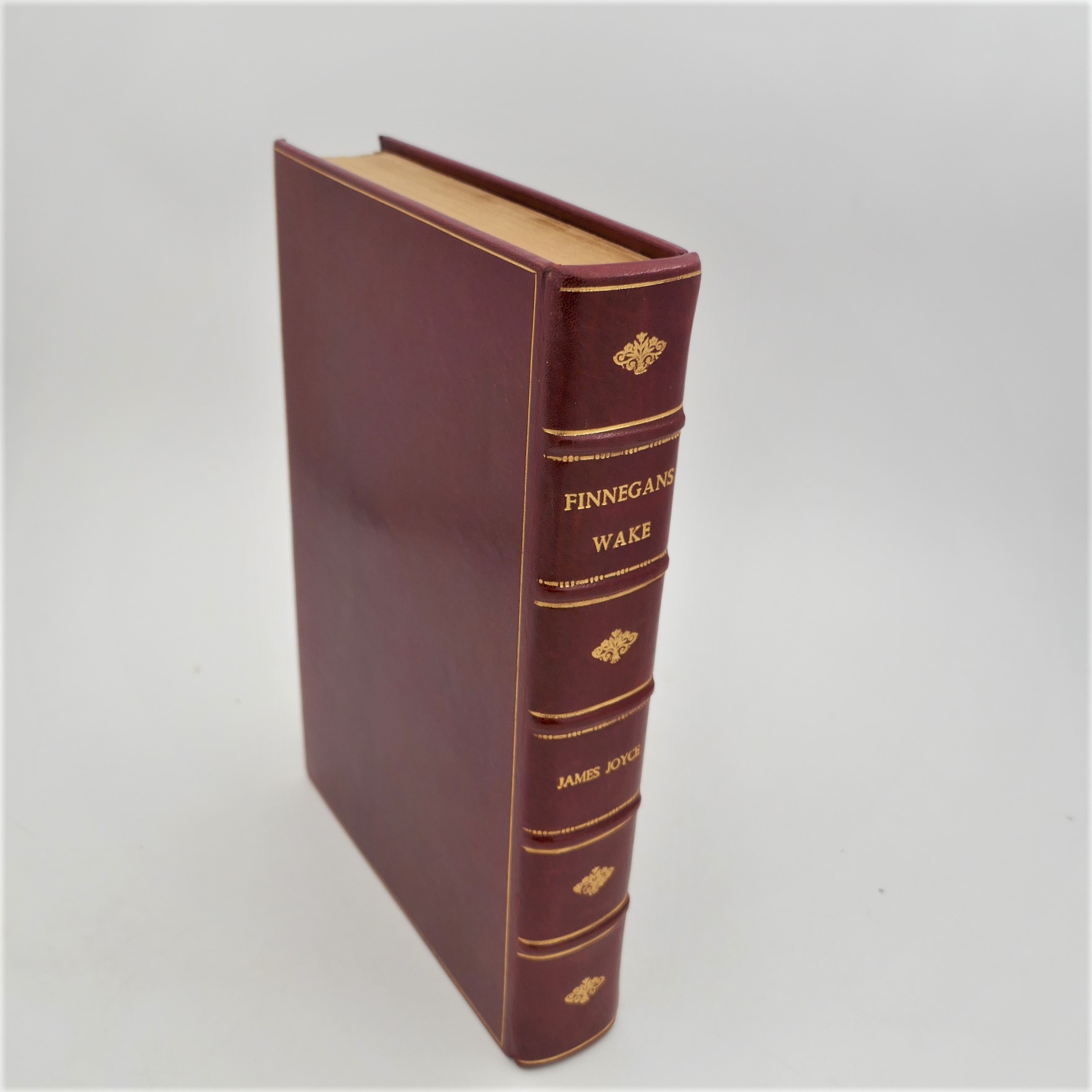 Finnegans Wake. First Edition (1939) - Image 3