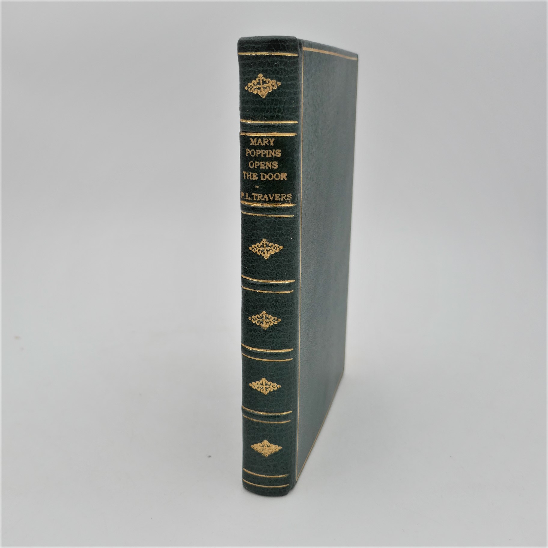 Mary Poppins Opens the Door. First Edition (1944)