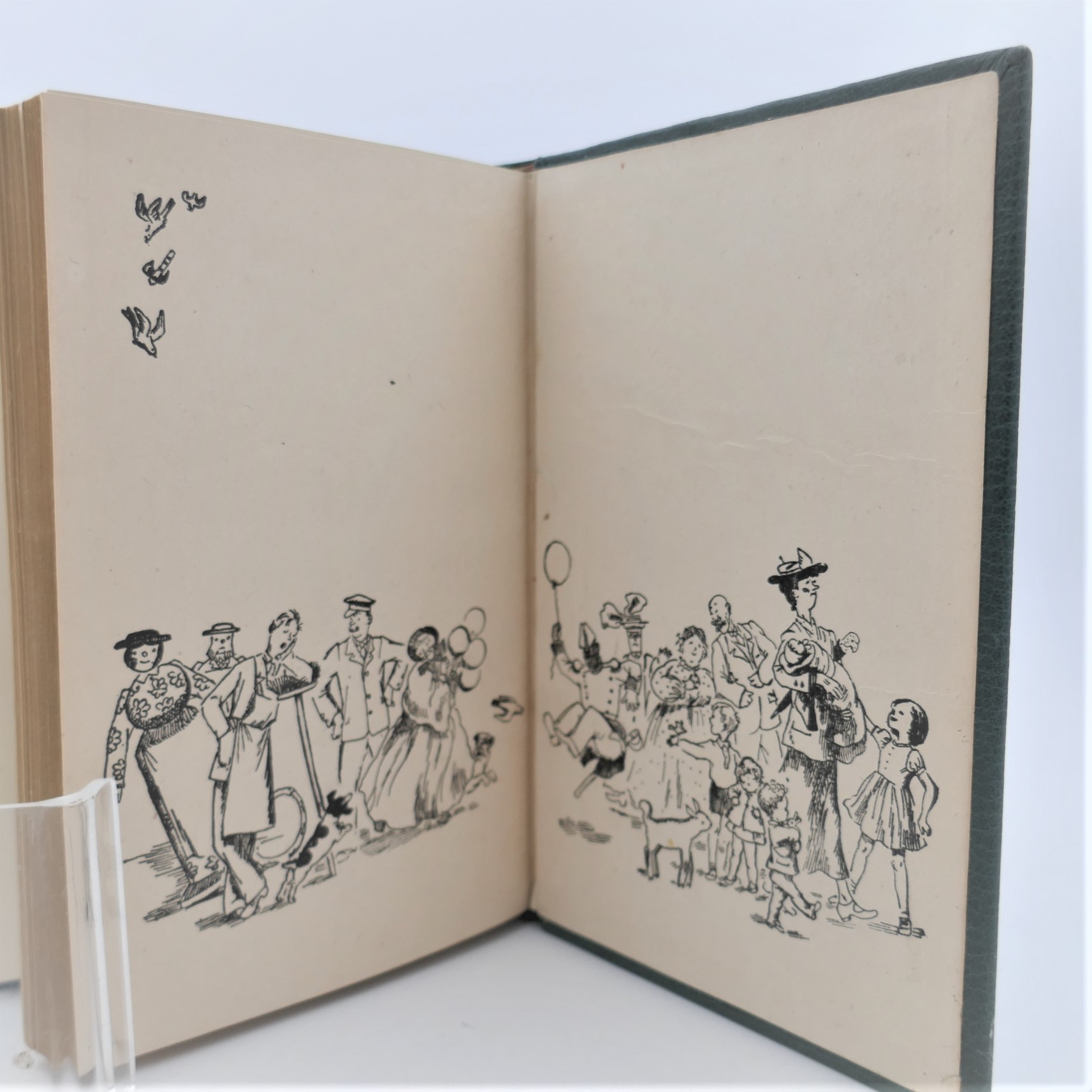 Mary Poppins Opens the Door. First Edition (1944) - Image 4