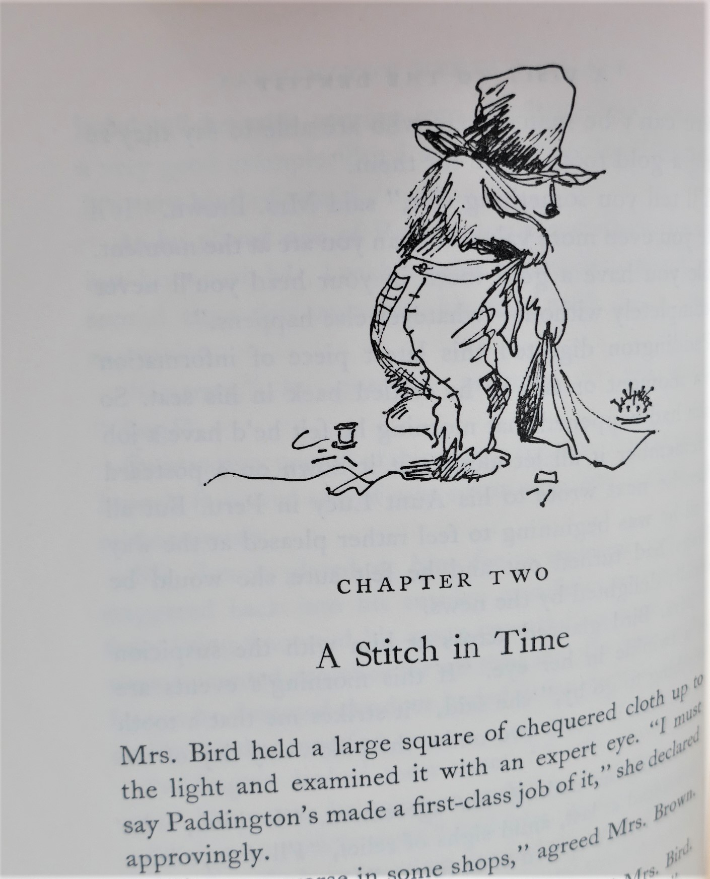 Paddington Takes the Air. First Edition (1970) - Image 3